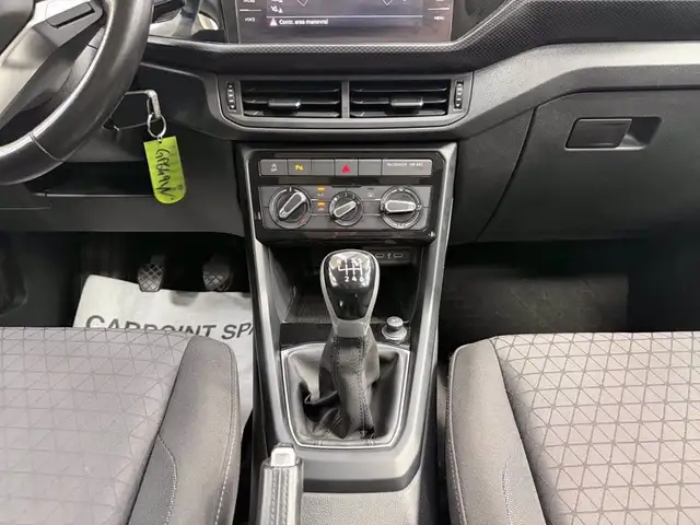 Volkswagen T-Cross view 12