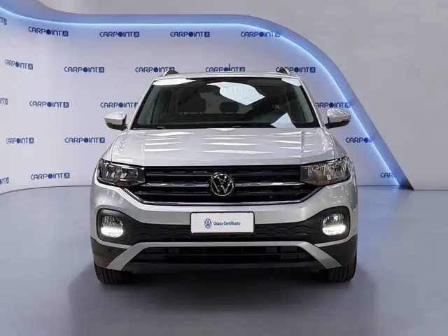 Volkswagen T-Cross view 9