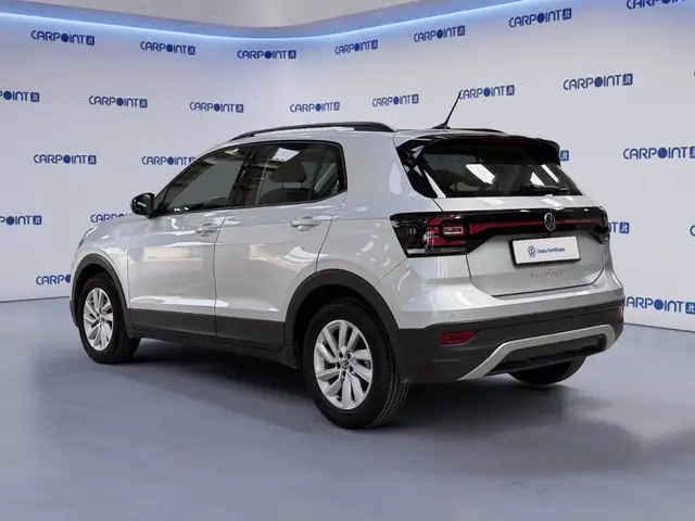 Volkswagen T-Cross view 4