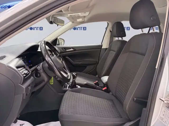 Volkswagen T-Cross view 10