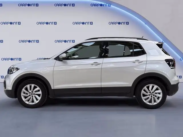 Volkswagen T-Cross view 3