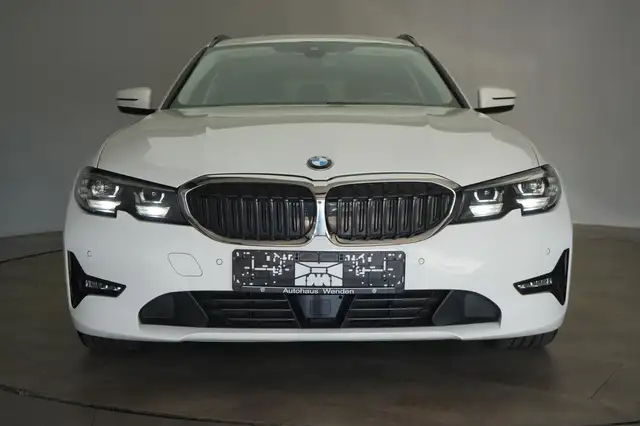 BMW 3 Series view 2
