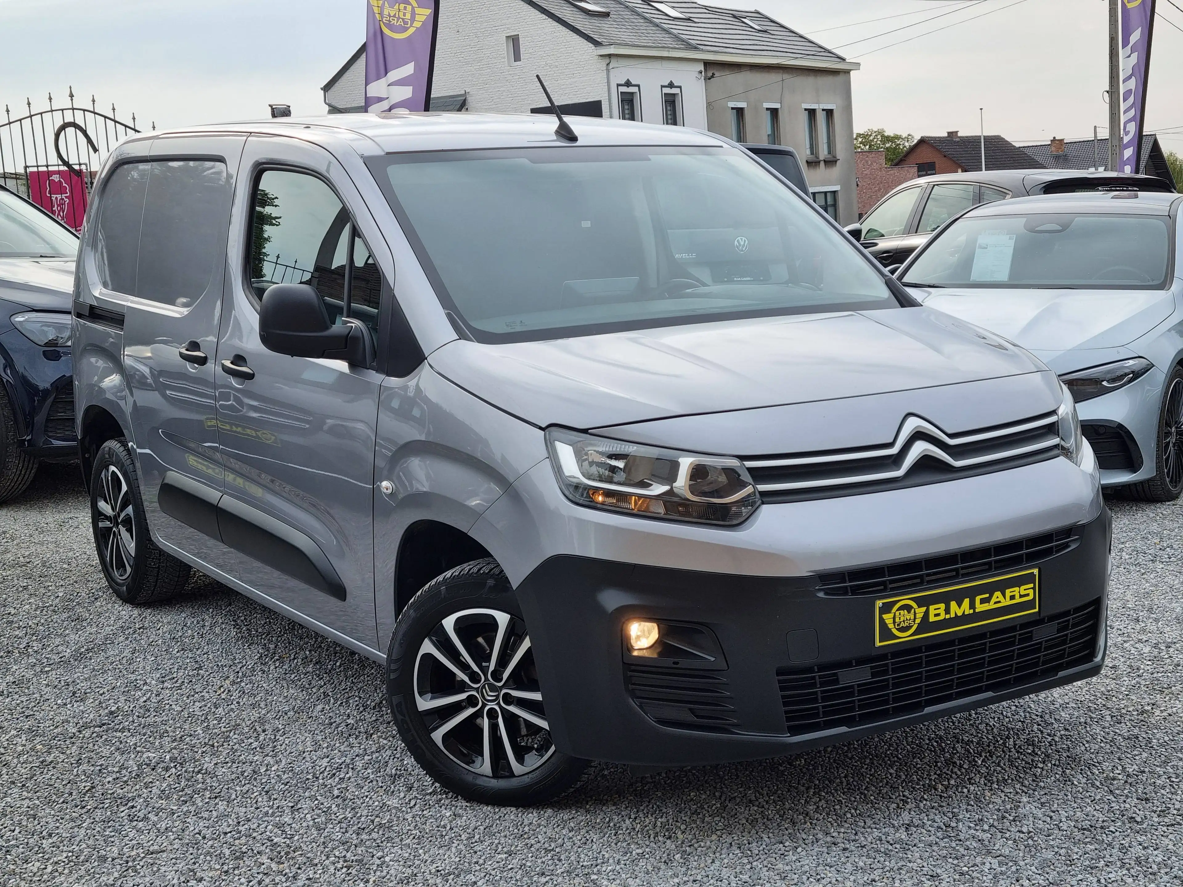 Citroen Berlingo 1.5 BlueHDi ✅ 3 PLACES ✅ GPS-CLIM-PORTE COULISSANTE-CARPLAY-ANDROIDAUTO-CAMERA-ATT.REMORQUE — photo 2
