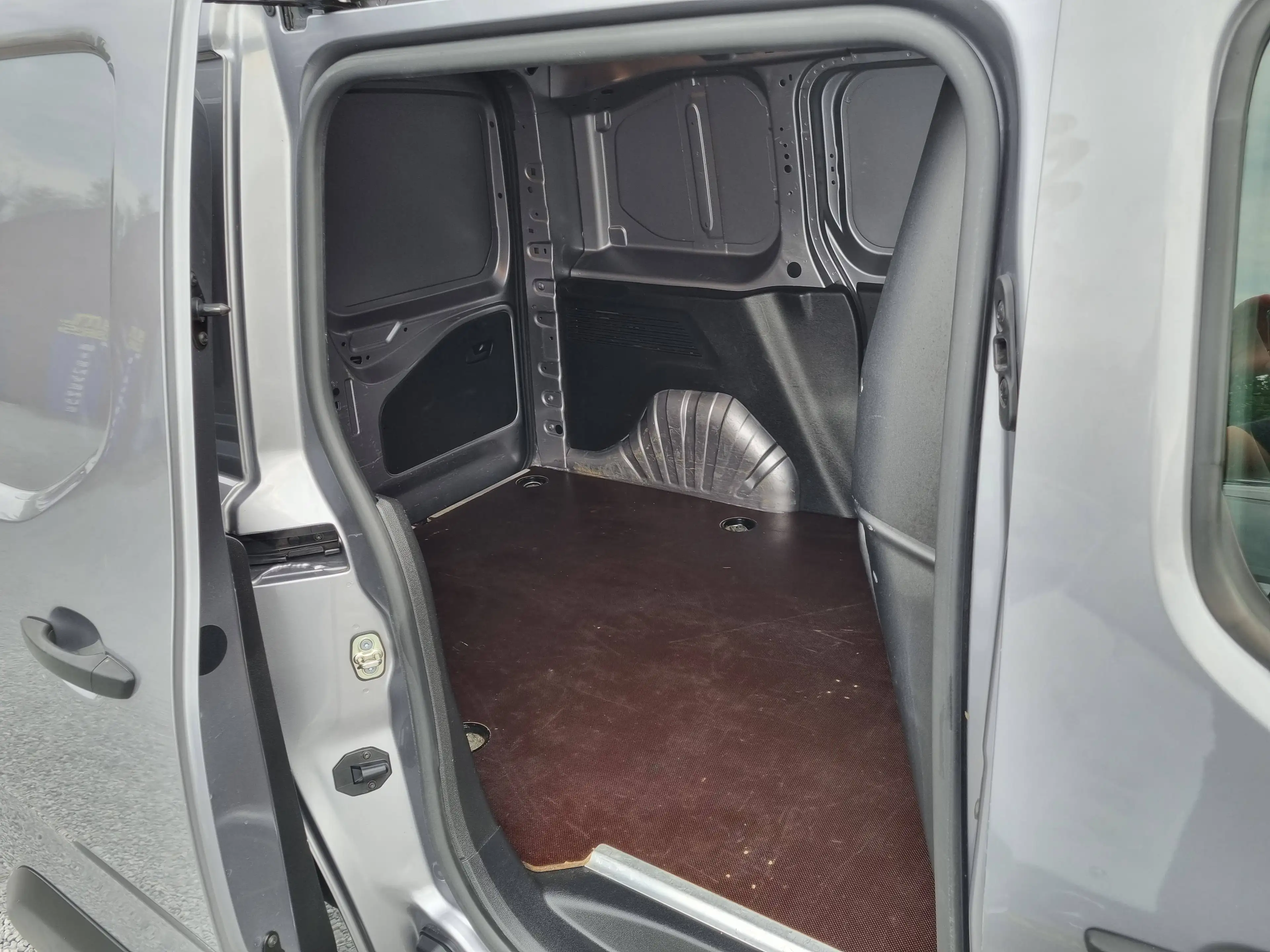 Citroen Berlingo 1.5 BlueHDi ✅ 3 PLACES ✅ GPS-CLIM-PORTE COULISSANTE-CARPLAY-ANDROIDAUTO-CAMERA-ATT.REMORQUE — photo 15