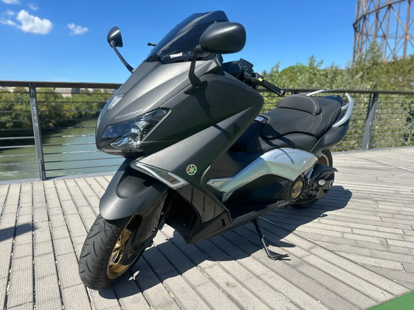 Yamaha TMAX 530 Blackmax 4.000e di Optional & Elaborazioni STAFULL Nero - 2
