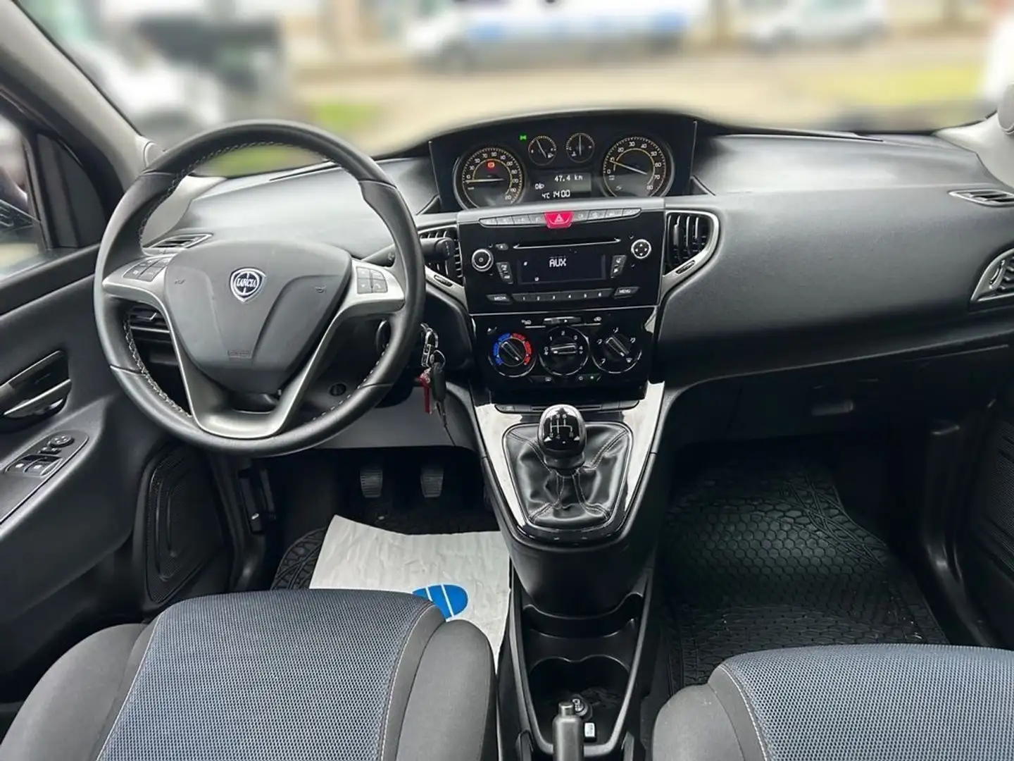 Lancia Y 1.2 69 CV 5 porte S Momodesign Gri - 1
