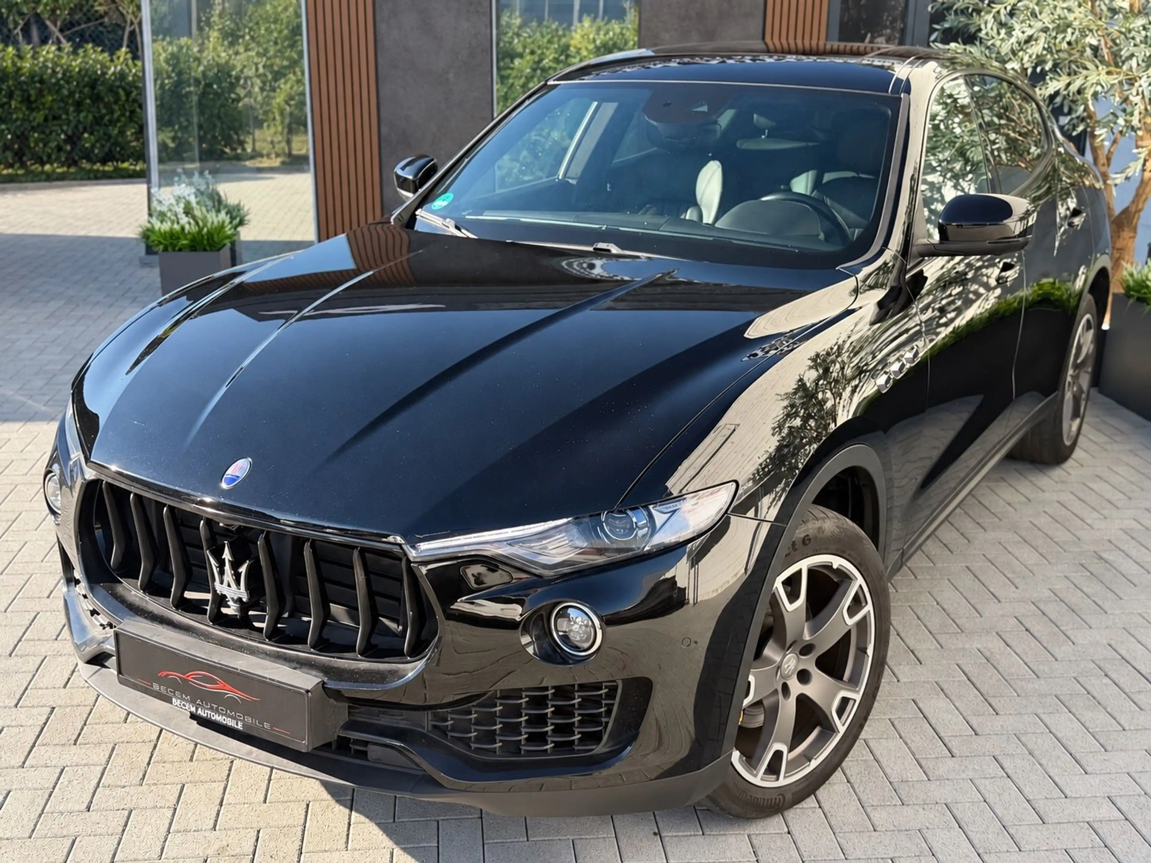 Maserati Levante Diesel * VOLL MASERATI SCHECKHEFT*PANO — photo 4