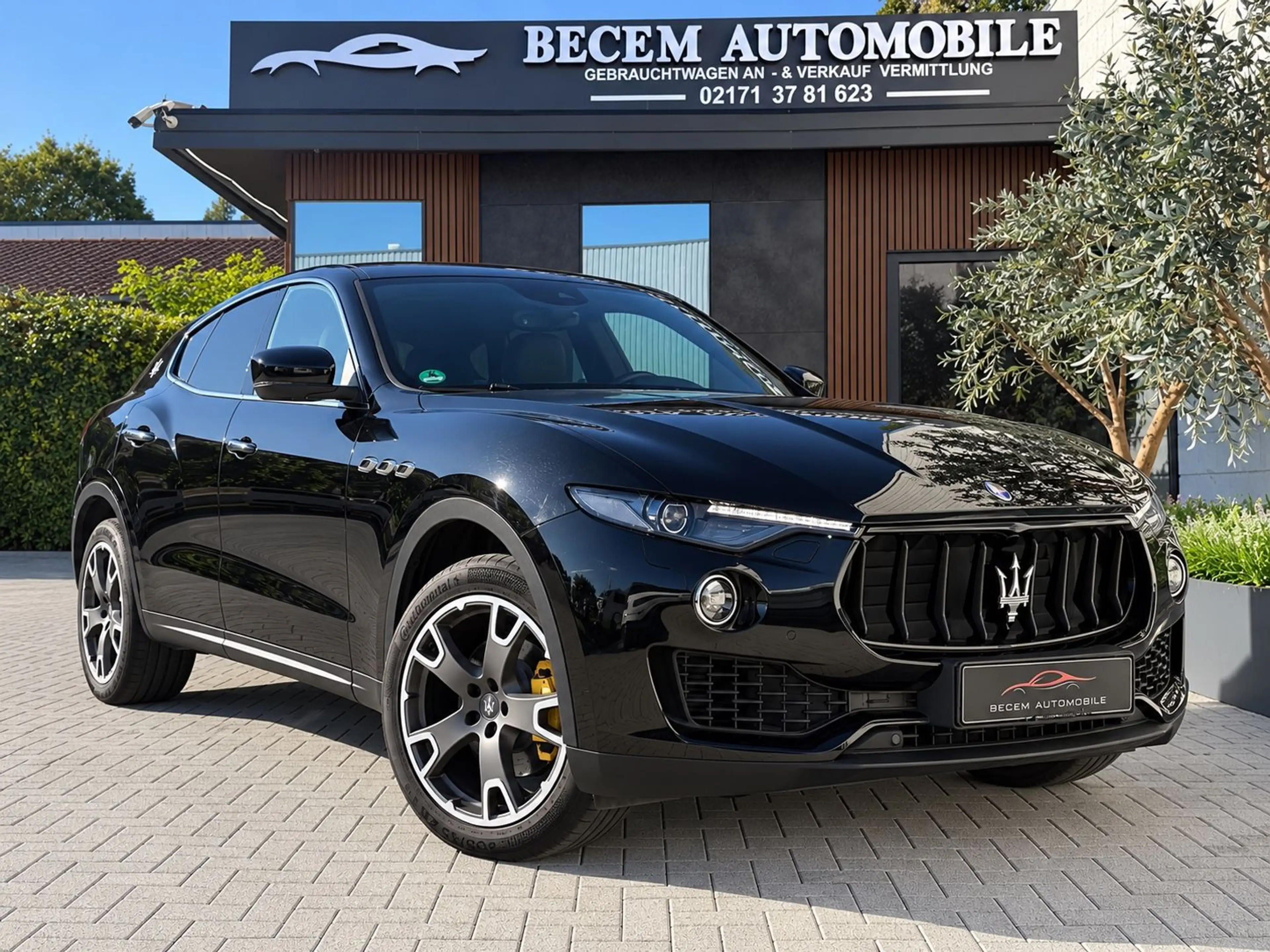 Maserati Levante Diesel * VOLL MASERATI SCHECKHEFT*PANO — photo 3