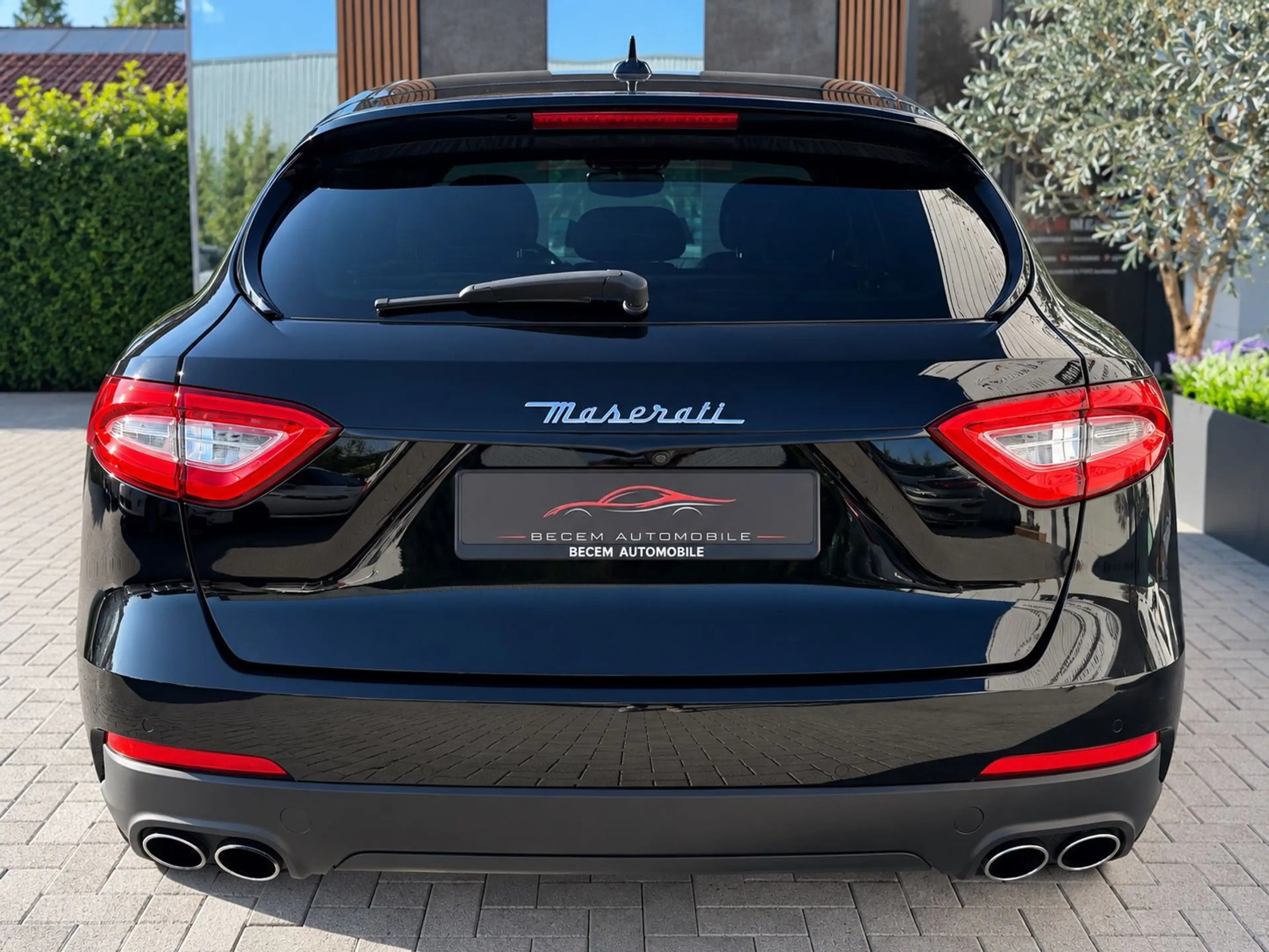 Maserati Levante Diesel * VOLL MASERATI SCHECKHEFT*PANO — photo 11