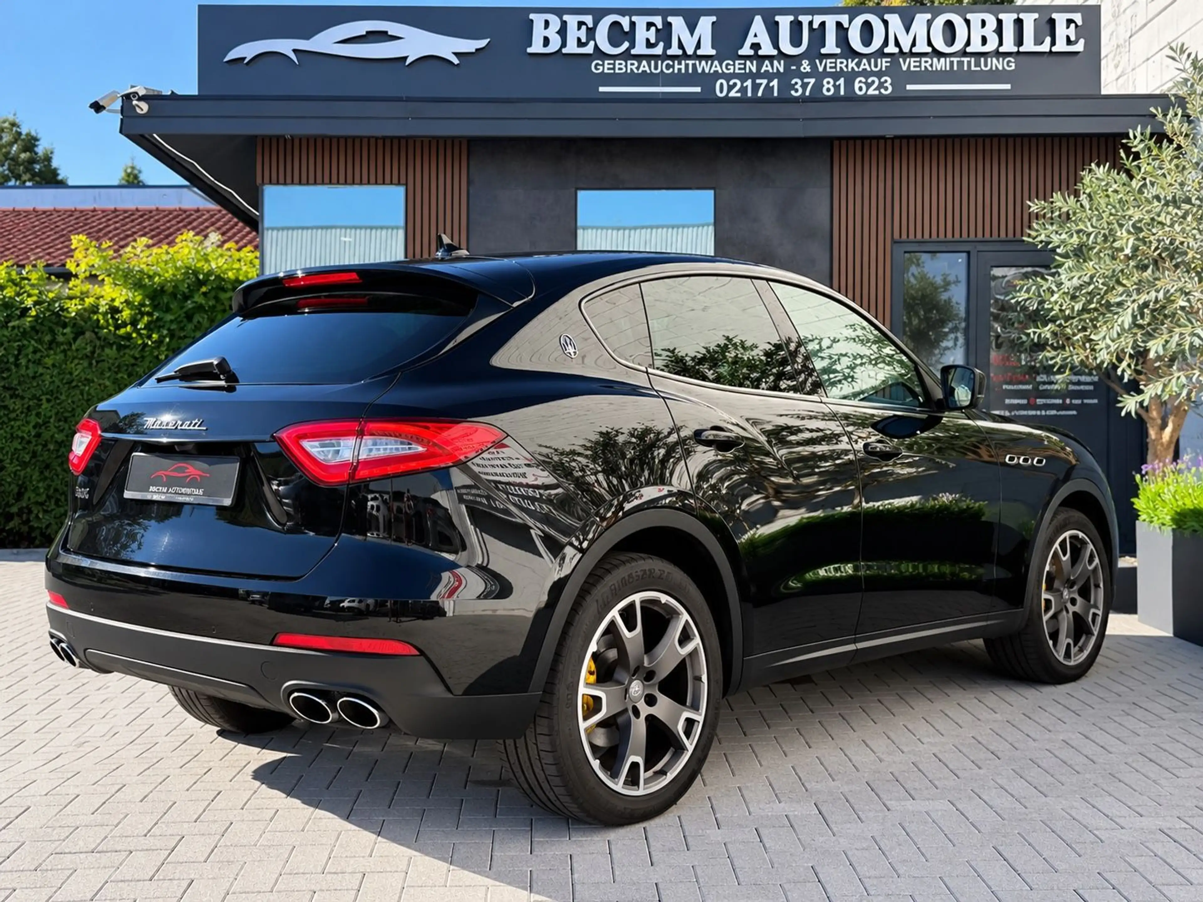 Maserati Levante Diesel * VOLL MASERATI SCHECKHEFT*PANO — photo 10