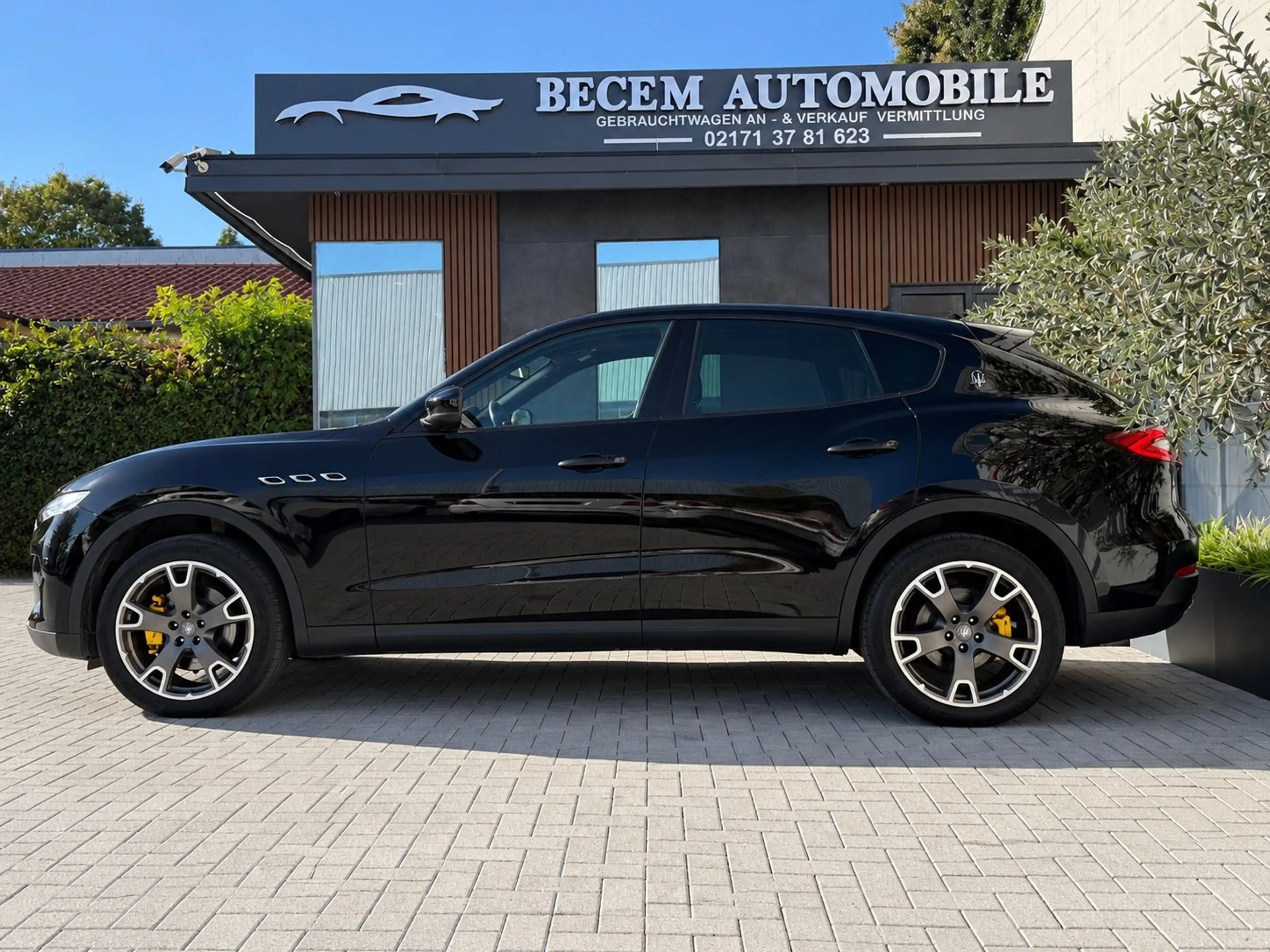 Maserati Levante Diesel * VOLL MASERATI SCHECKHEFT*PANO — photo 6