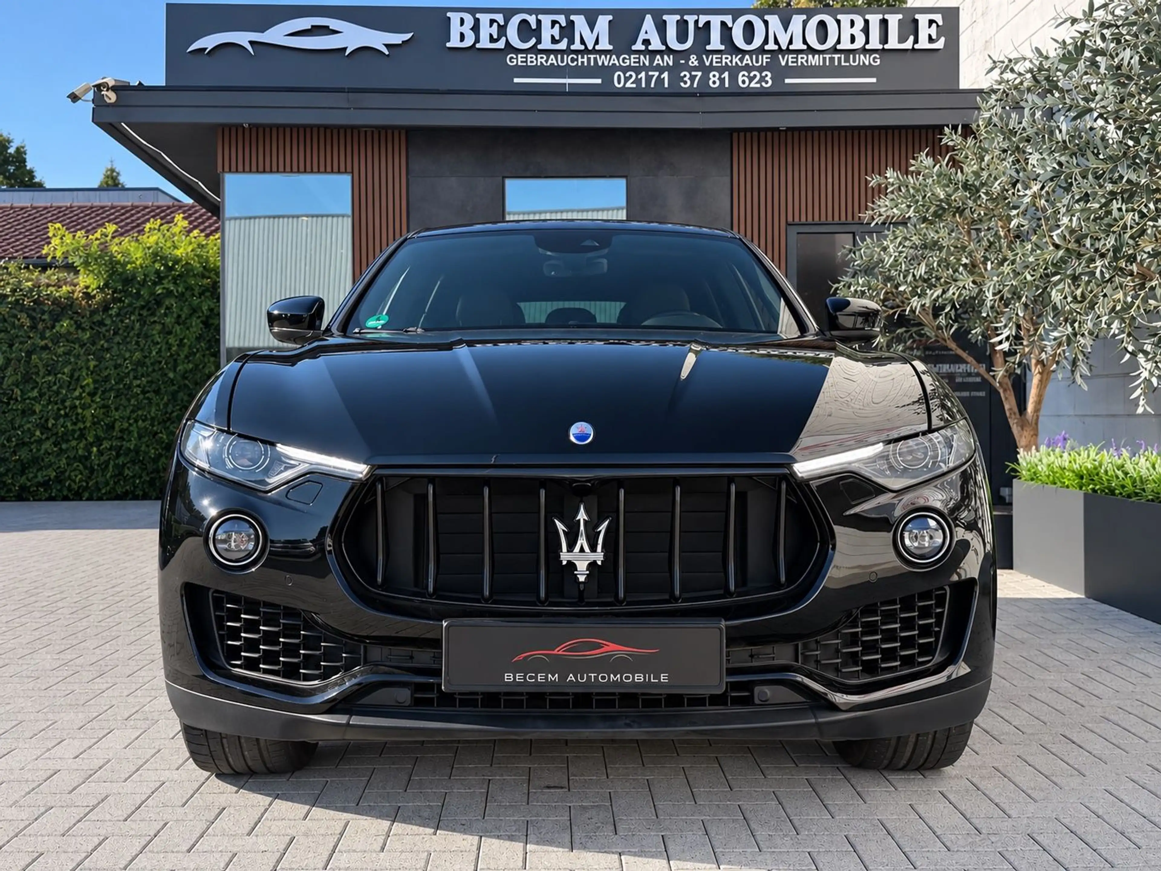 Maserati Levante Diesel * VOLL MASERATI SCHECKHEFT*PANO — photo 2
