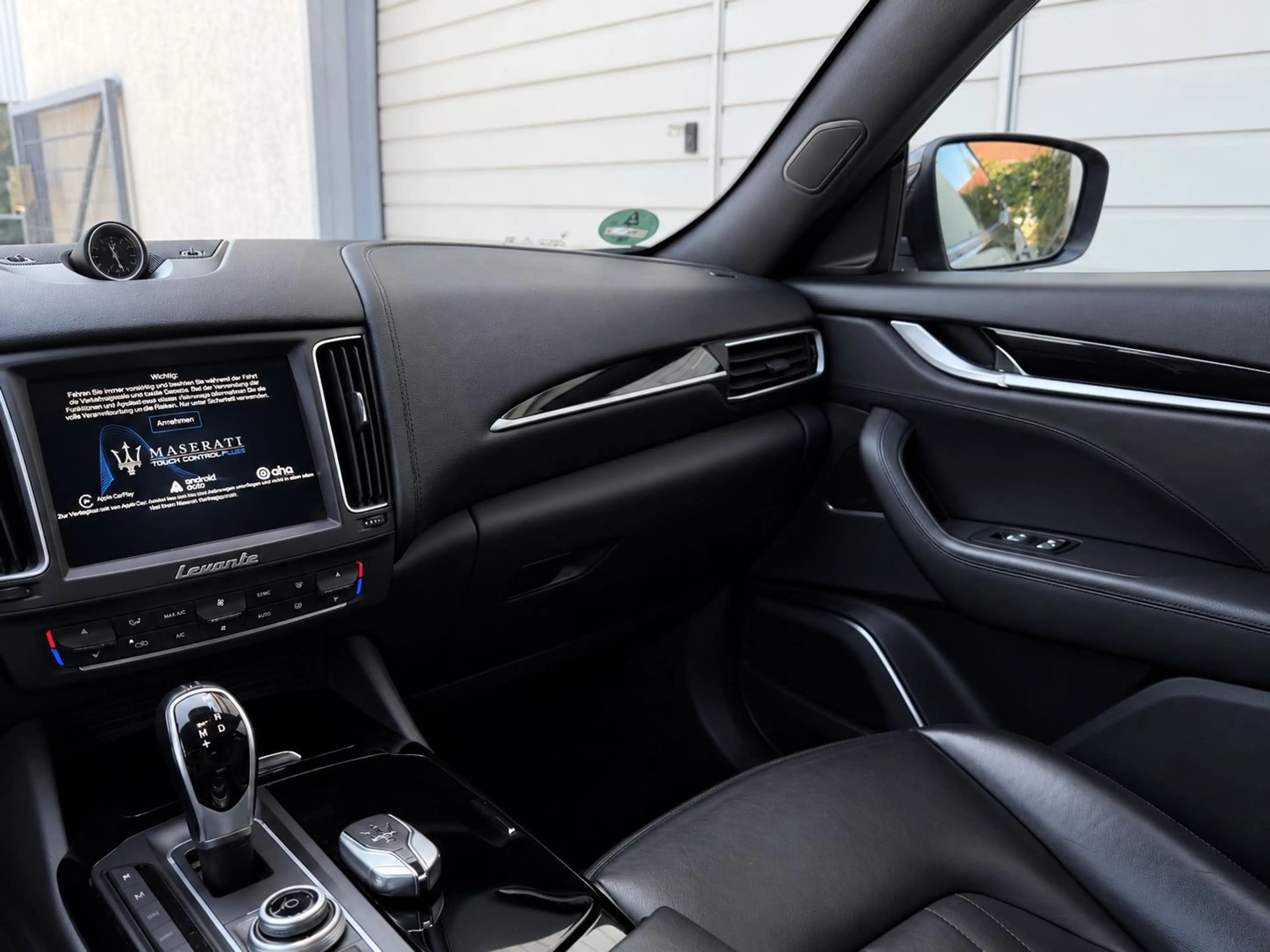 Maserati Levante Diesel * VOLL MASERATI SCHECKHEFT*PANO — photo 15