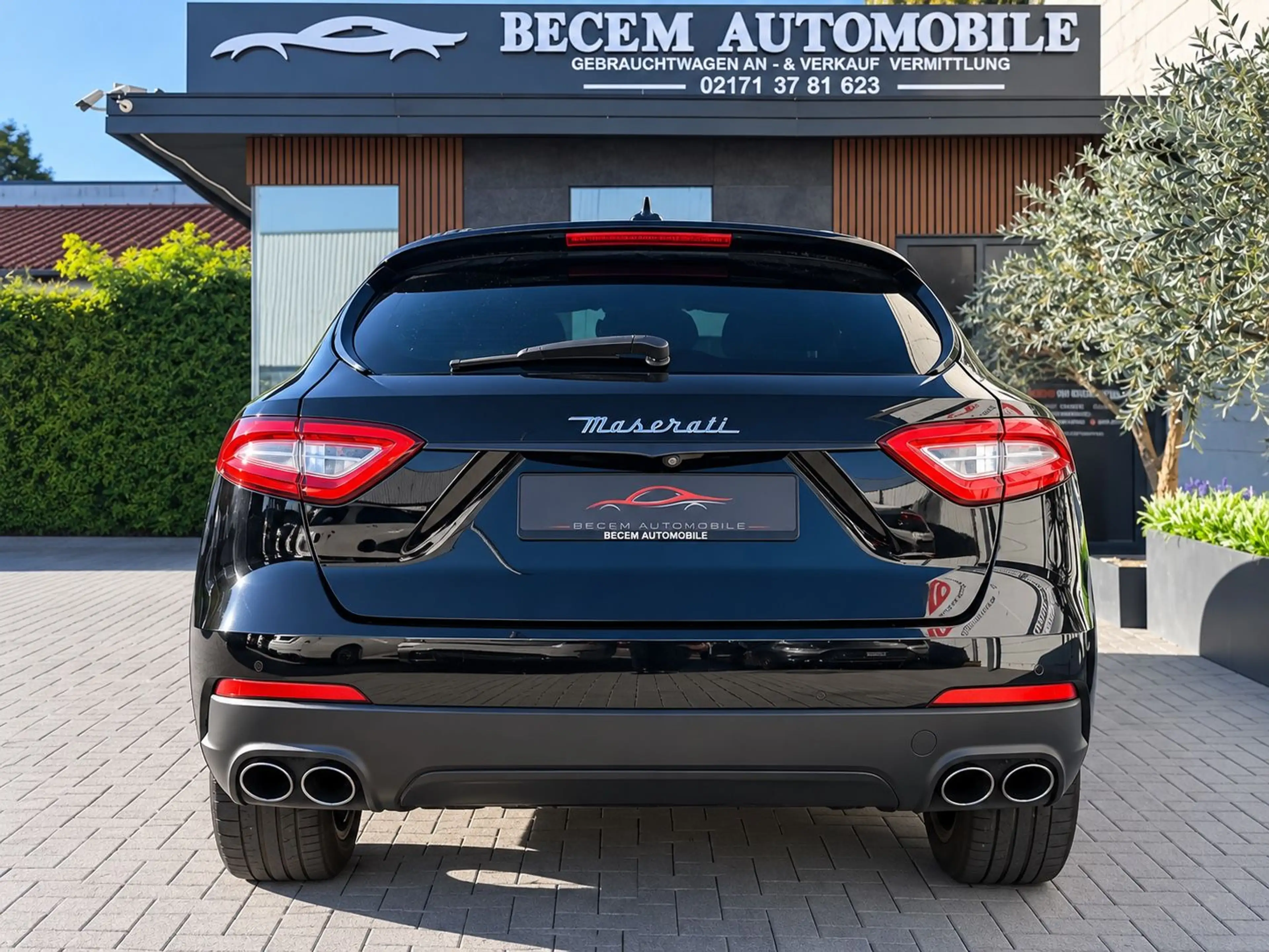 Maserati Levante Diesel * VOLL MASERATI SCHECKHEFT*PANO — photo 9