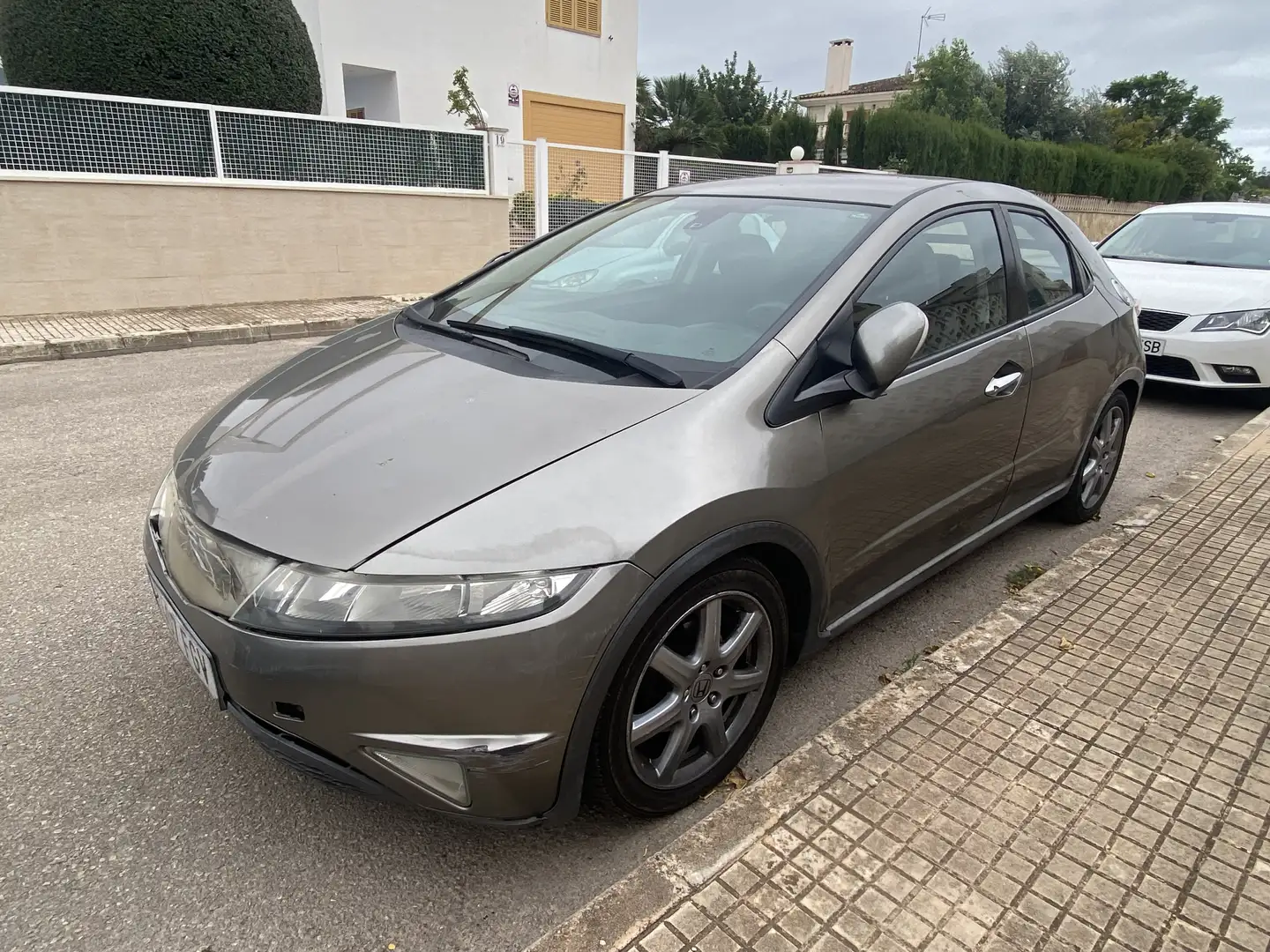 Honda Civic 2.2i-CTDI - 1