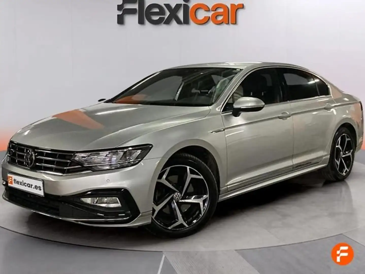 Volkswagen Passat 2.0TDI R-Line Exclusive 110kW Gris - 2