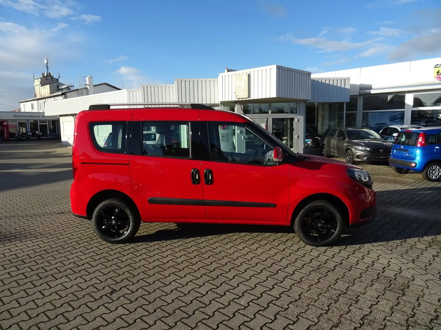 Fiat Doblo Lounge (Kurzversion) Rouge - 1