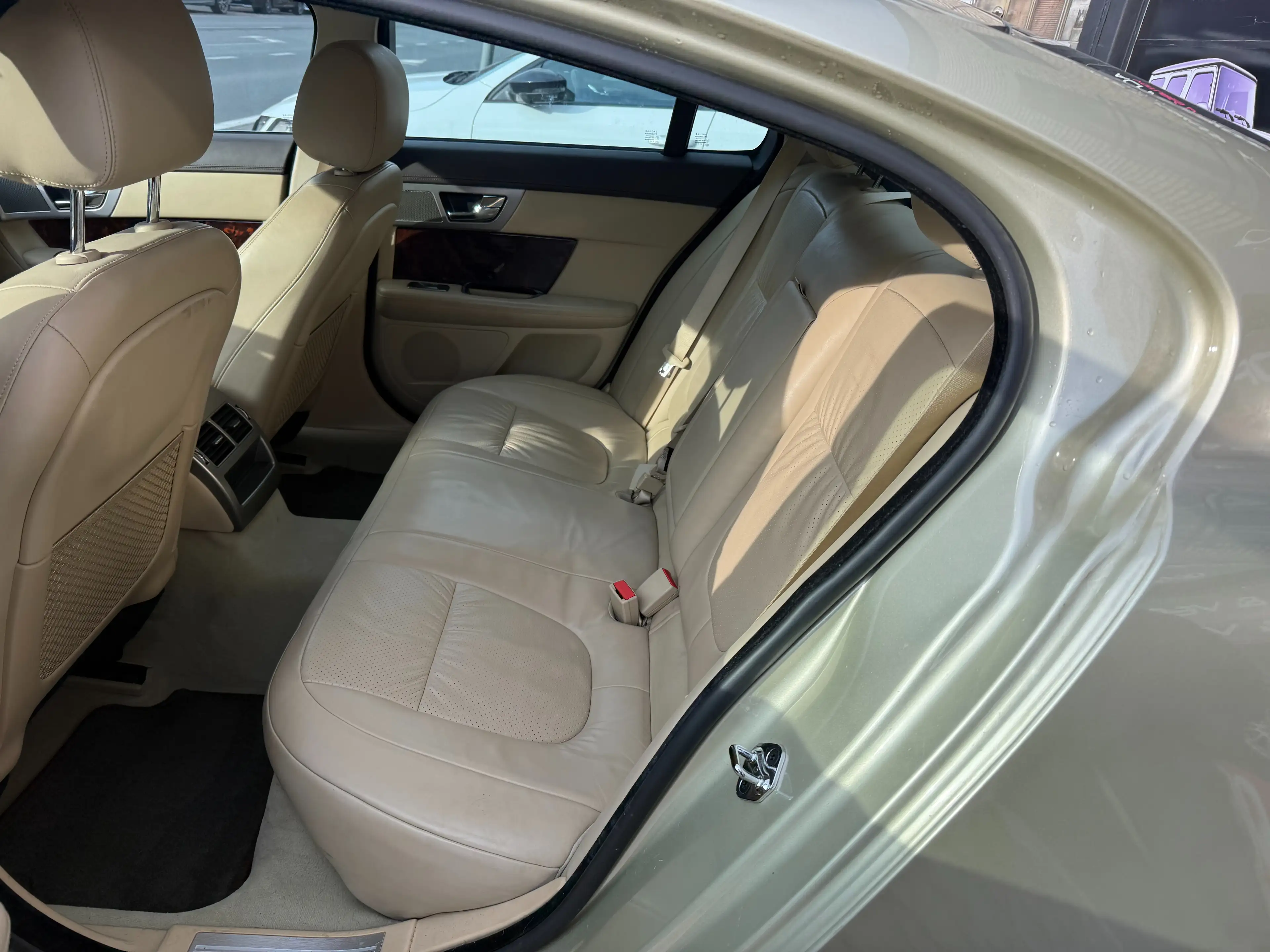 Jaguar XF XF 2.7 Turbo V6 Etat Neuve Carnet Facture 3000E — photo 7
