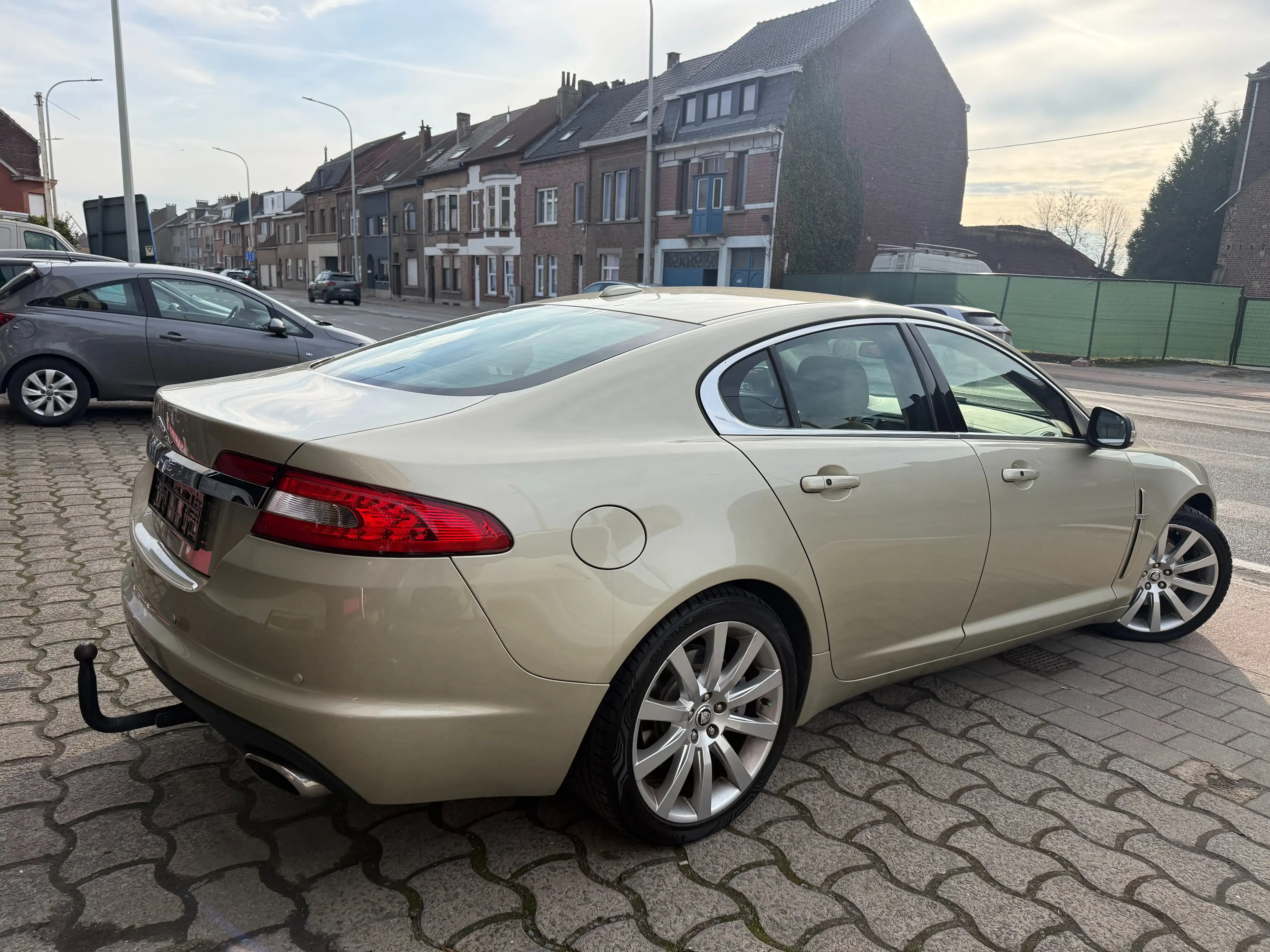 Jaguar XF XF 2.7 Turbo V6 Etat Neuve Carnet Facture 3000E — photo 4