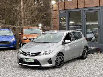 Auris 1.4 D-4D Business
