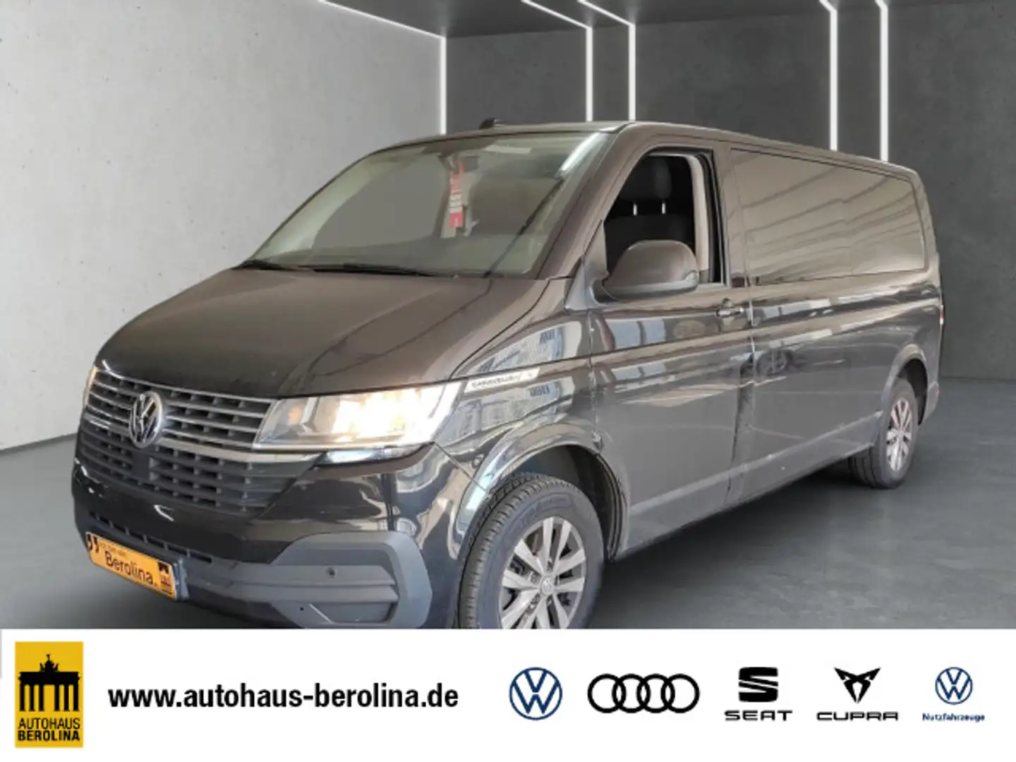 Volkswagen T6.1 Caravelle 2.0 TDI Comfortline Lang DSG Schwarz - 1