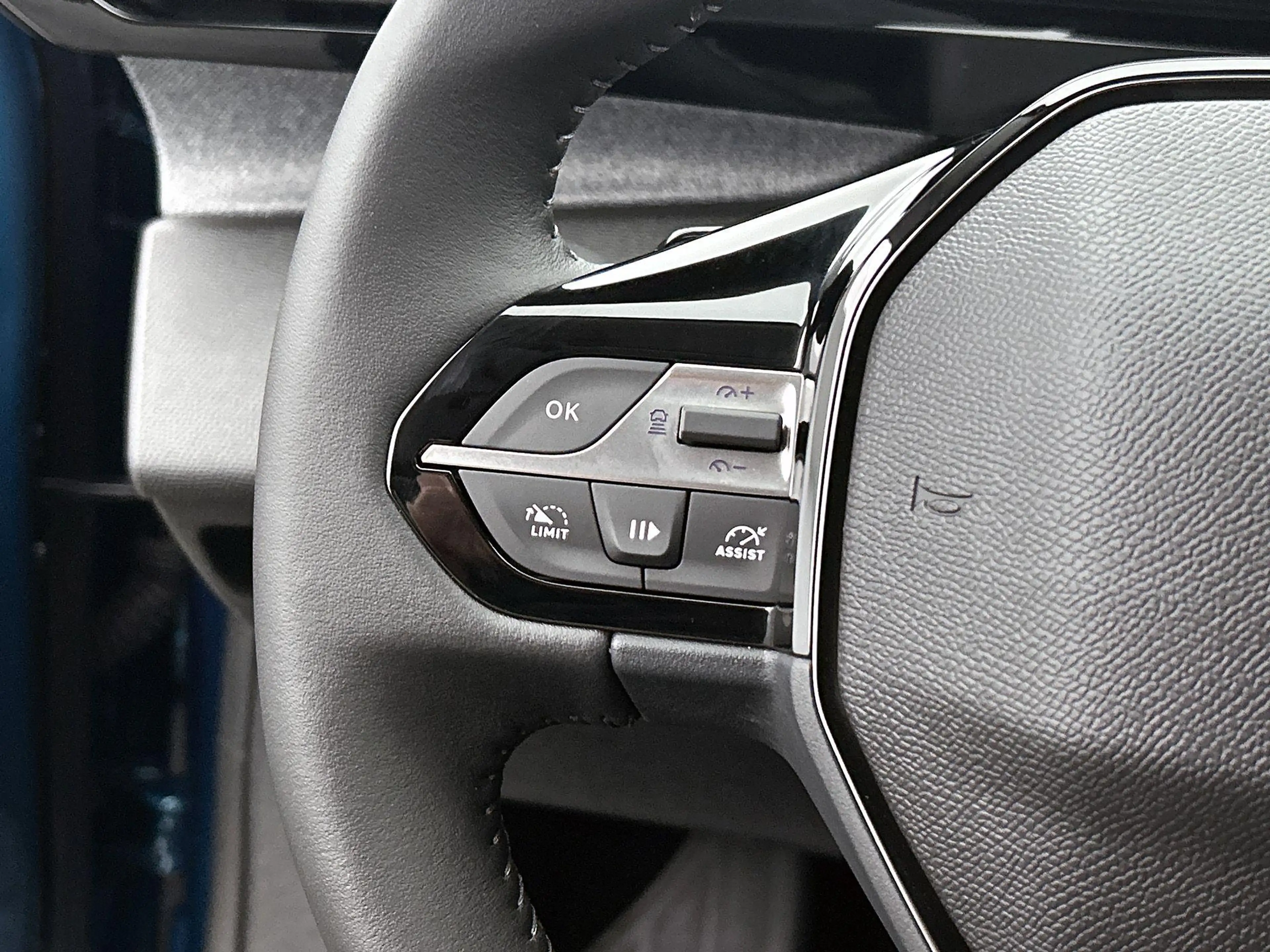 Peugeot 408 1.6 HYbrid Allure Pack 225pk Automaat | 8 JAAR GAR — photo 15