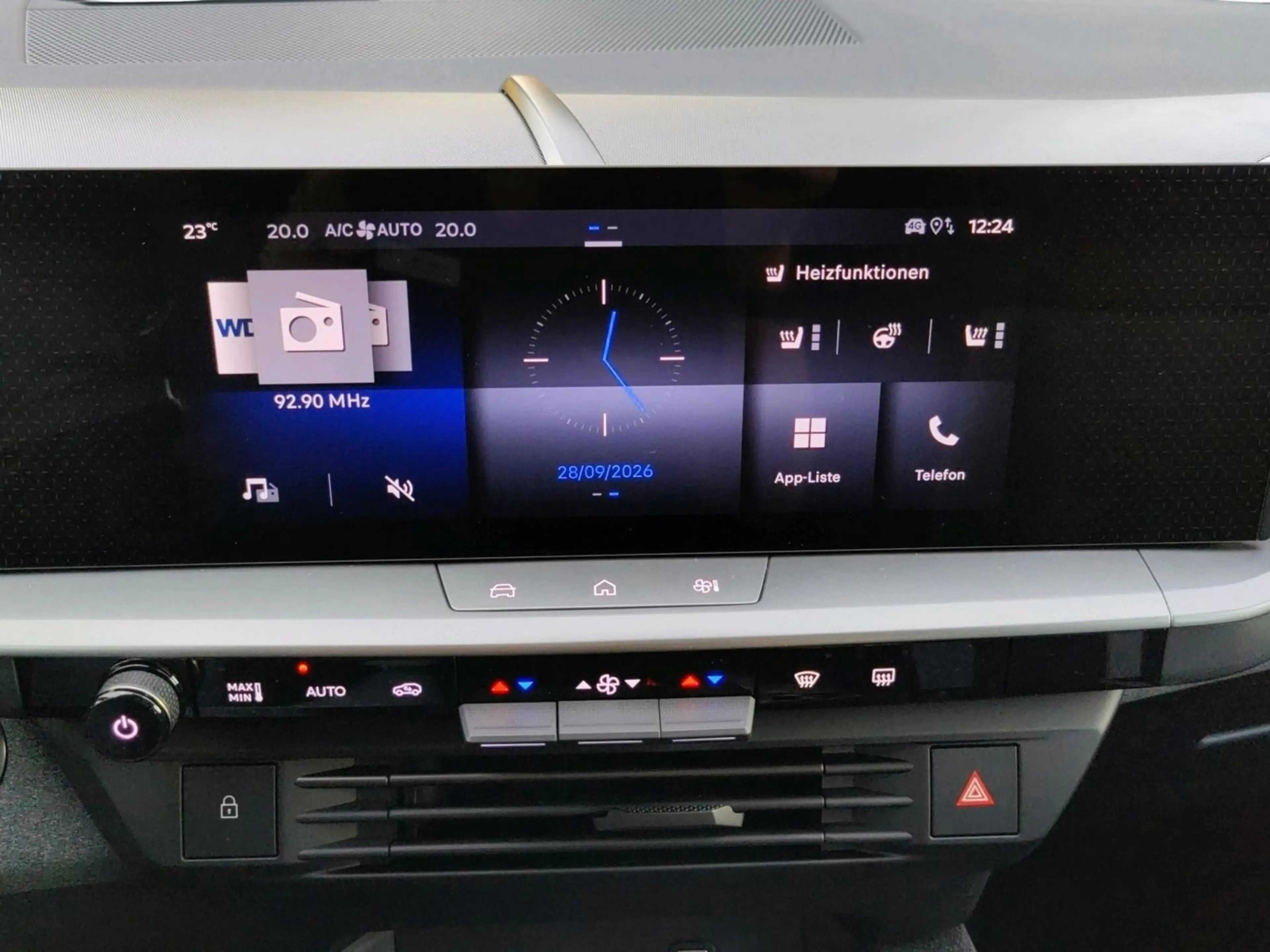 Opel Grandland X Grandland Edition Hybrid 145PS Autom. Allwetter — photo 12