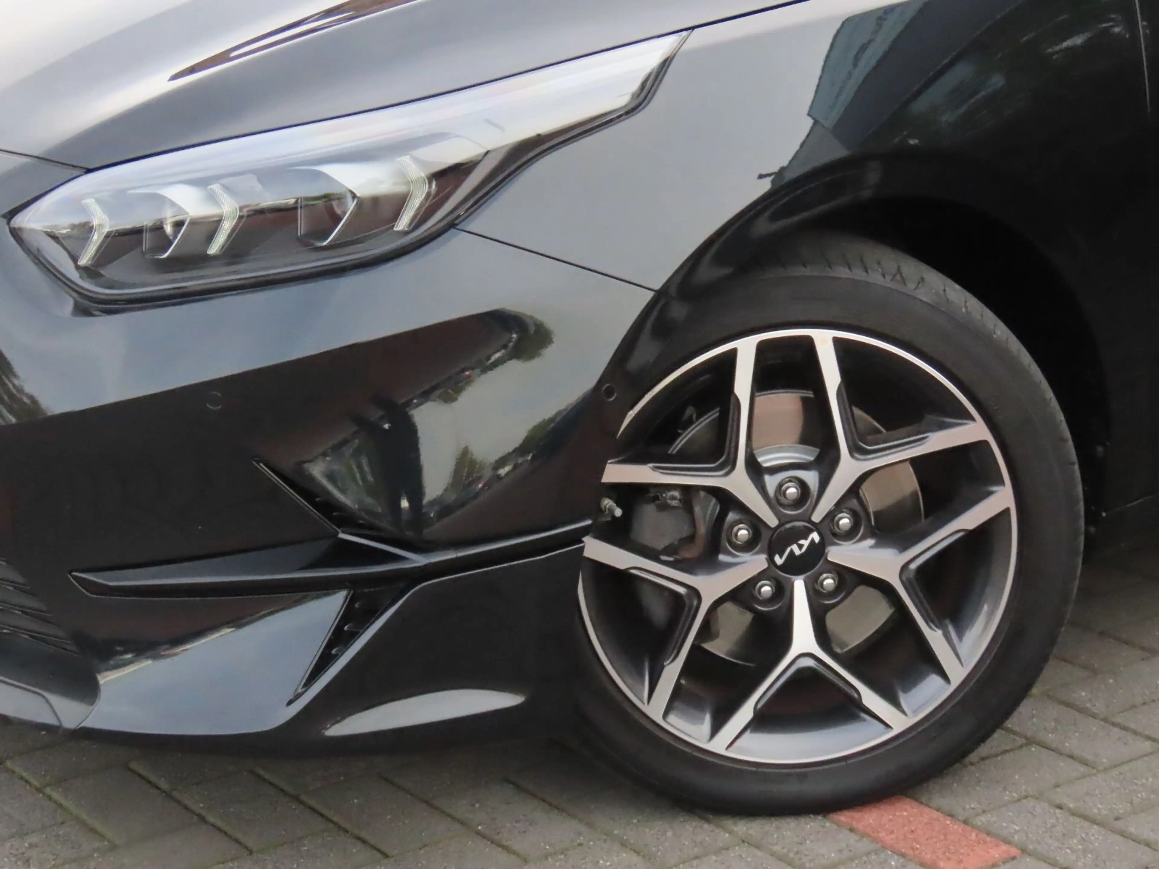 Kia Ceed SW / cee'd SW cee'd SW 1.6 CRDI Autom. Leder Sitzlüftung Klima — photo 6