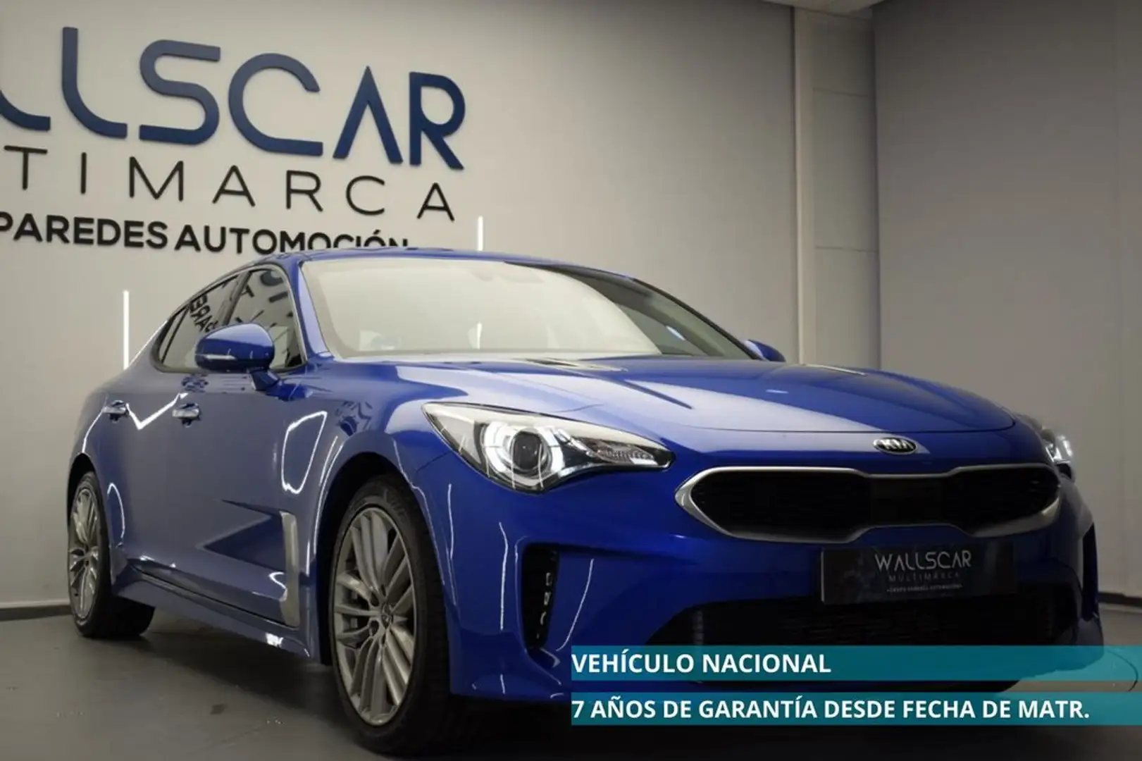 Kia Stinger 2.0 T-GDI GT Line 4x2 Aut. 245 Синій - 2