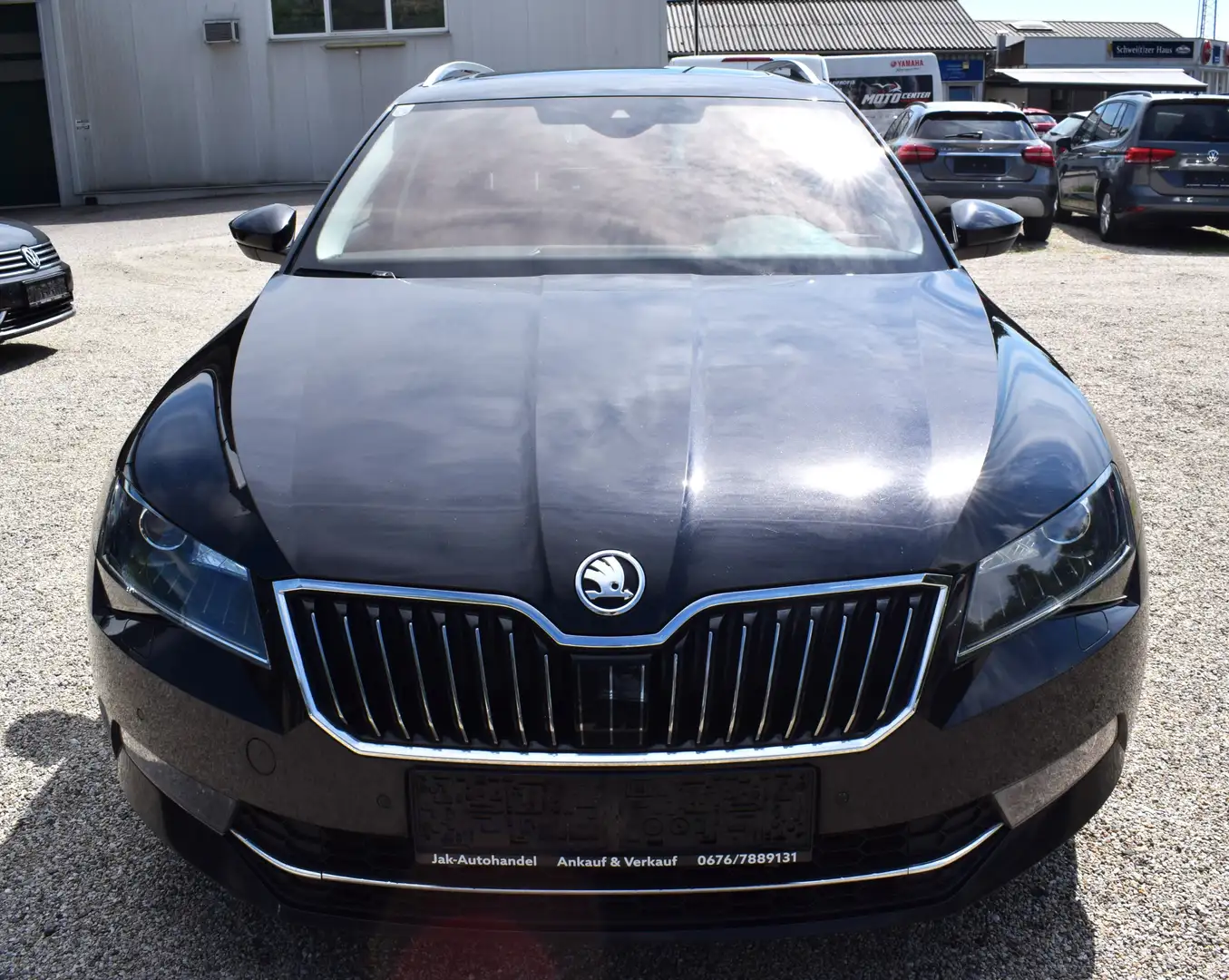 Skoda Superb Style TDI DSG Schwarz - 2
