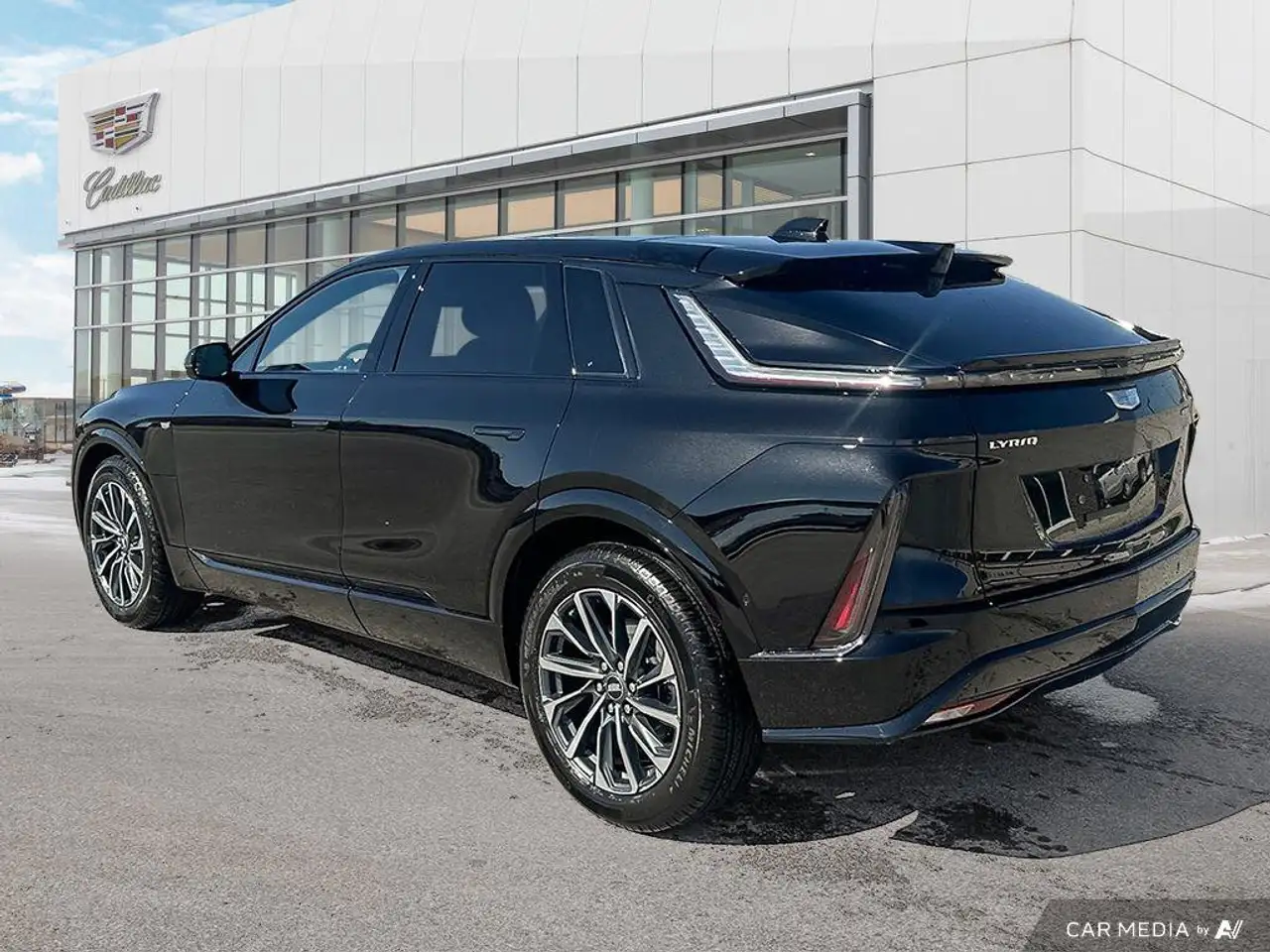 Cadillac Lyriq снимка Cadillac Lyriq