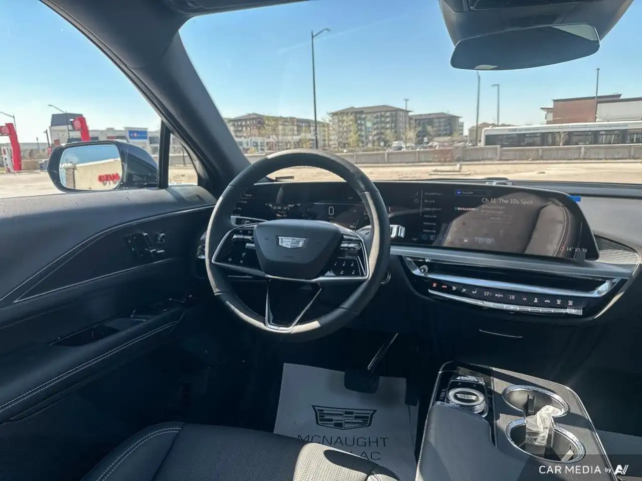 Cadillac Lyriq снимка Cadillac Lyriq