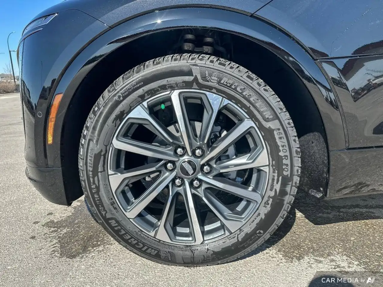 Cadillac Lyriq снимка Cadillac Lyriq
