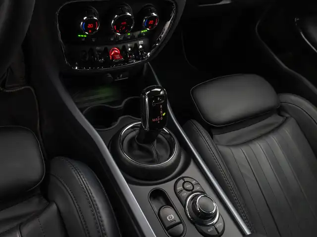 Mini Cooper Cooper view 22