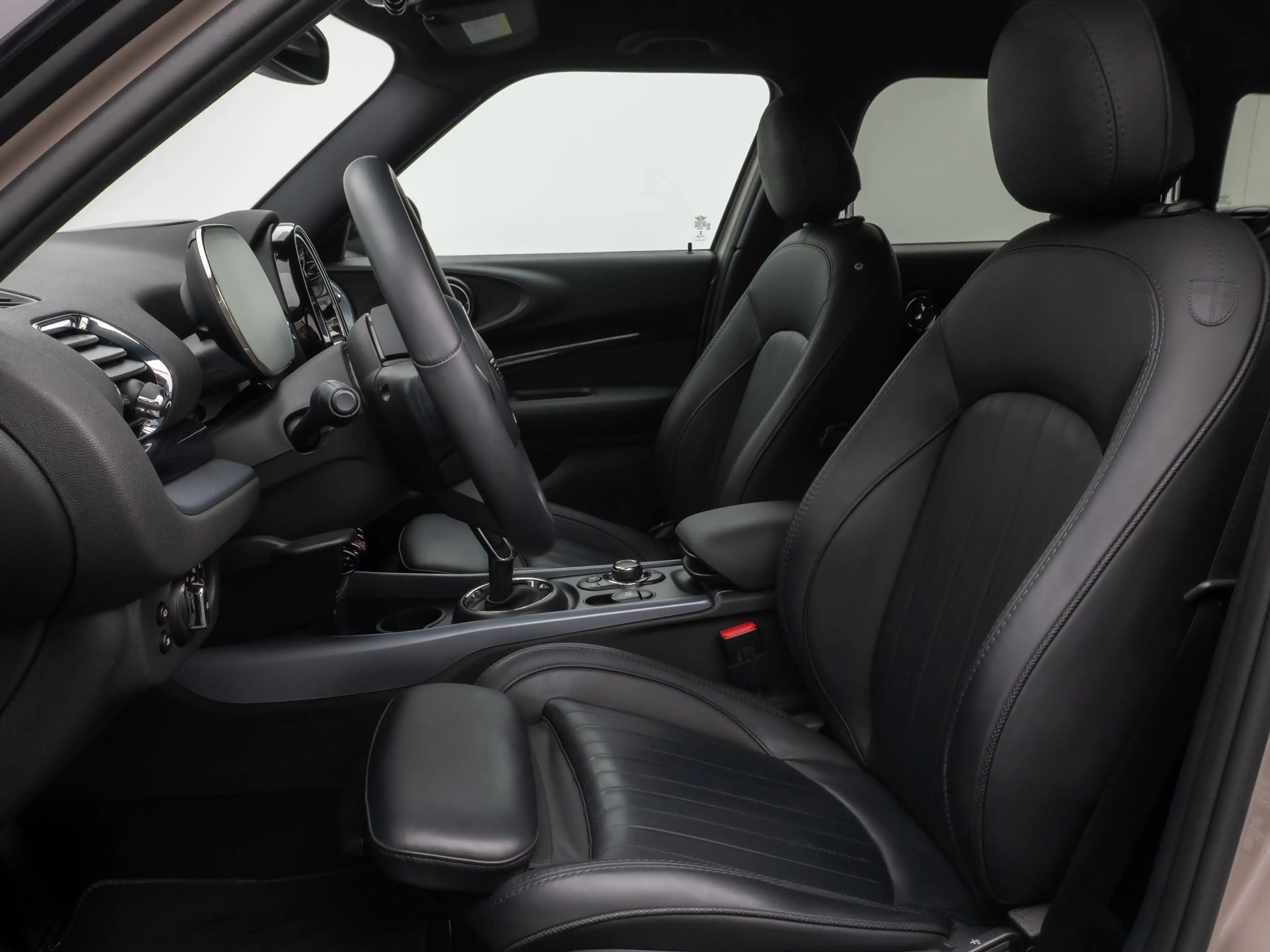 MINI Cooper S Clubman Yours Trim Kamera DAB Komfort — photo 34
