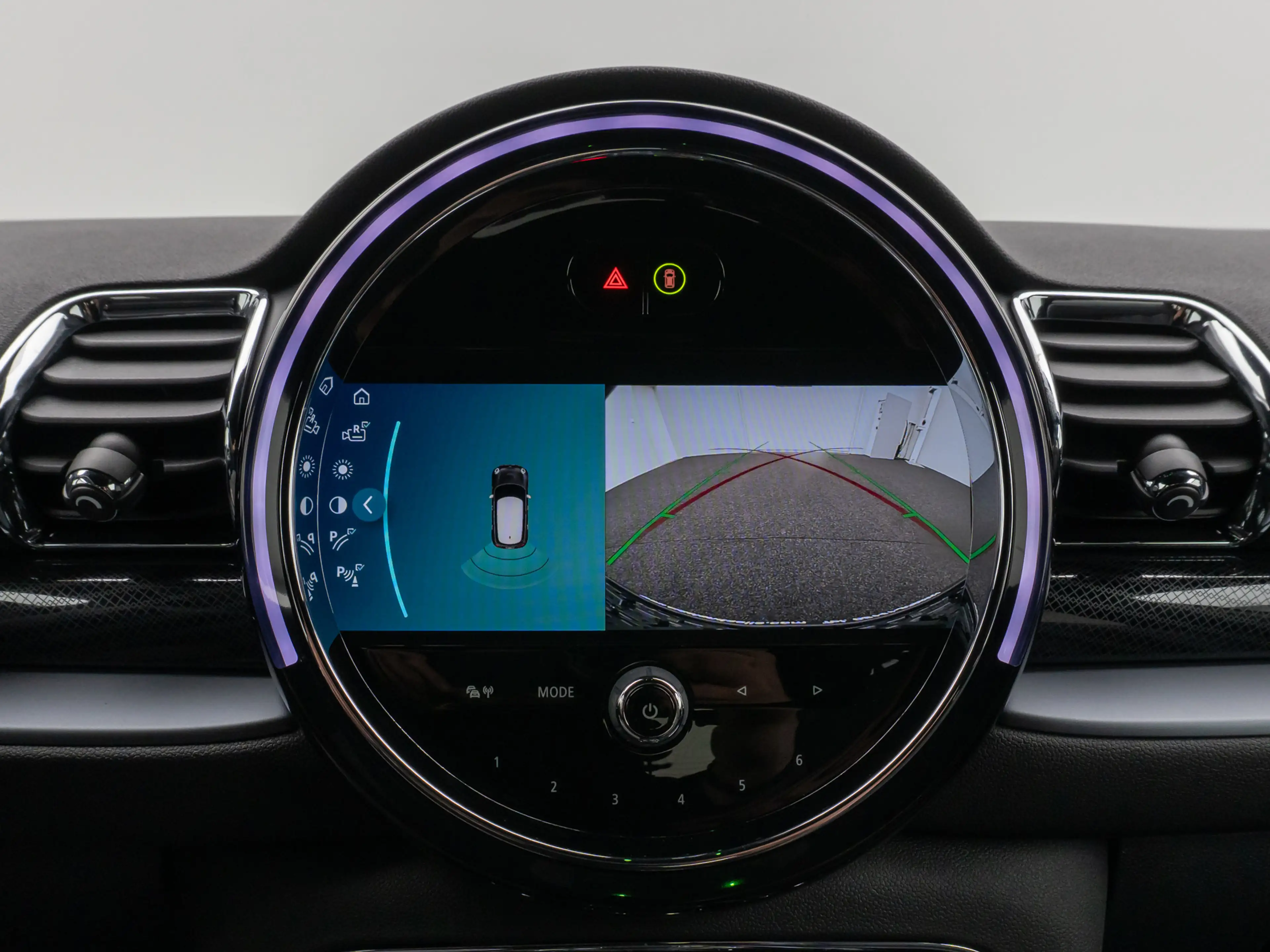 MINI Cooper S Clubman Yours Trim Kamera DAB Komfort — photo 41