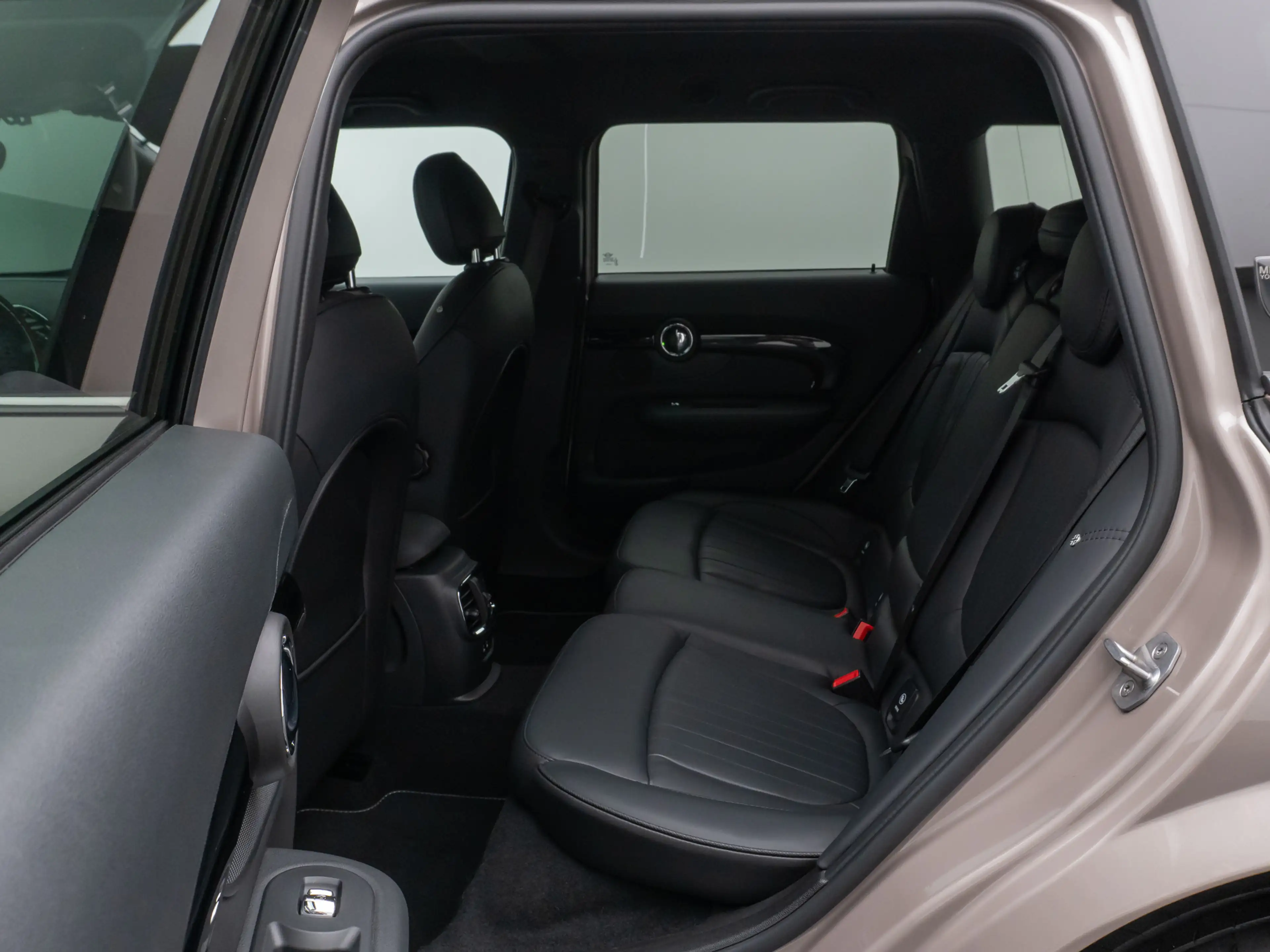 MINI Cooper S Clubman Yours Trim Kamera DAB Komfort — photo 25
