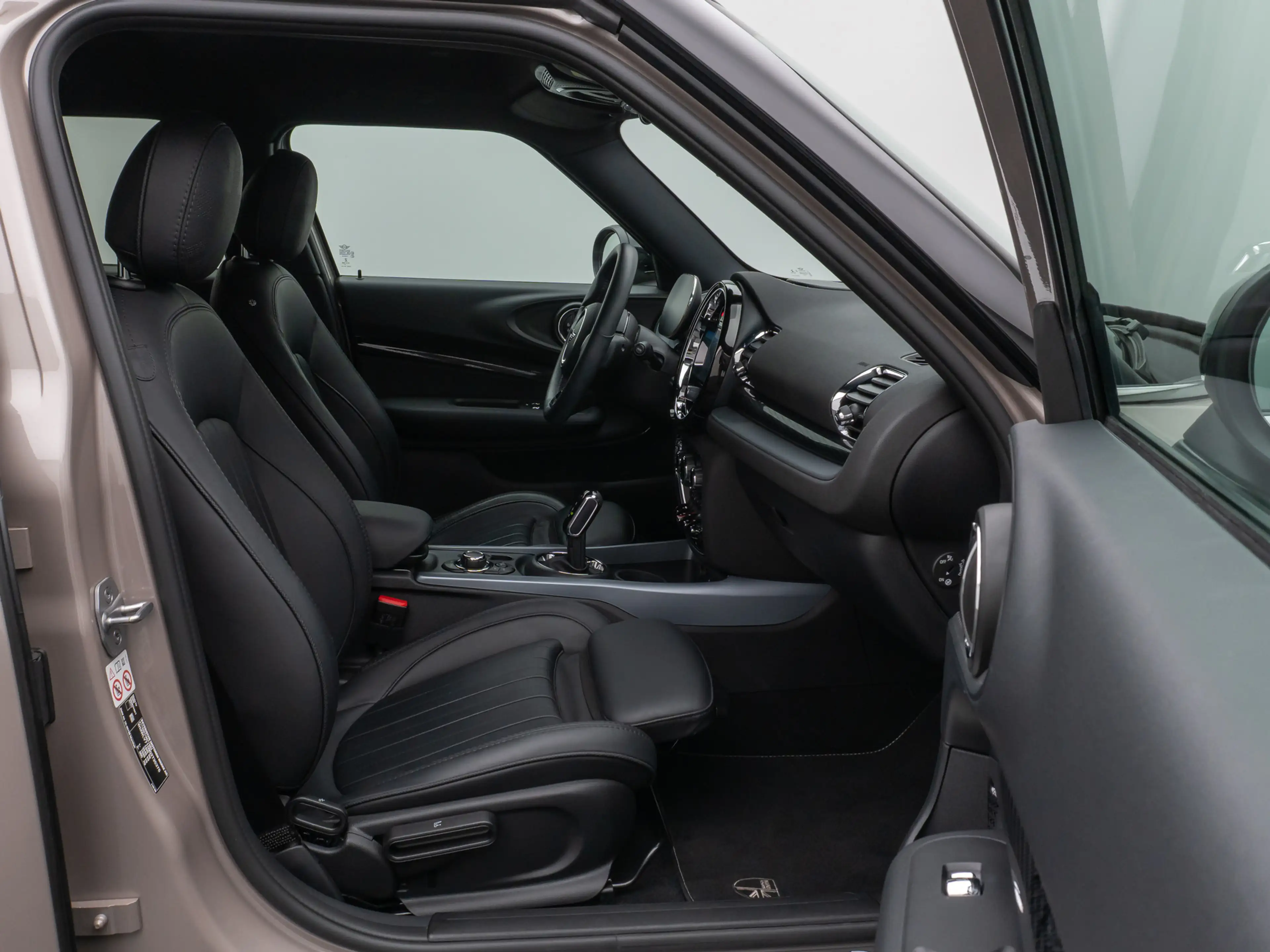 MINI Cooper S Clubman Yours Trim Kamera DAB Komfort — photo 24