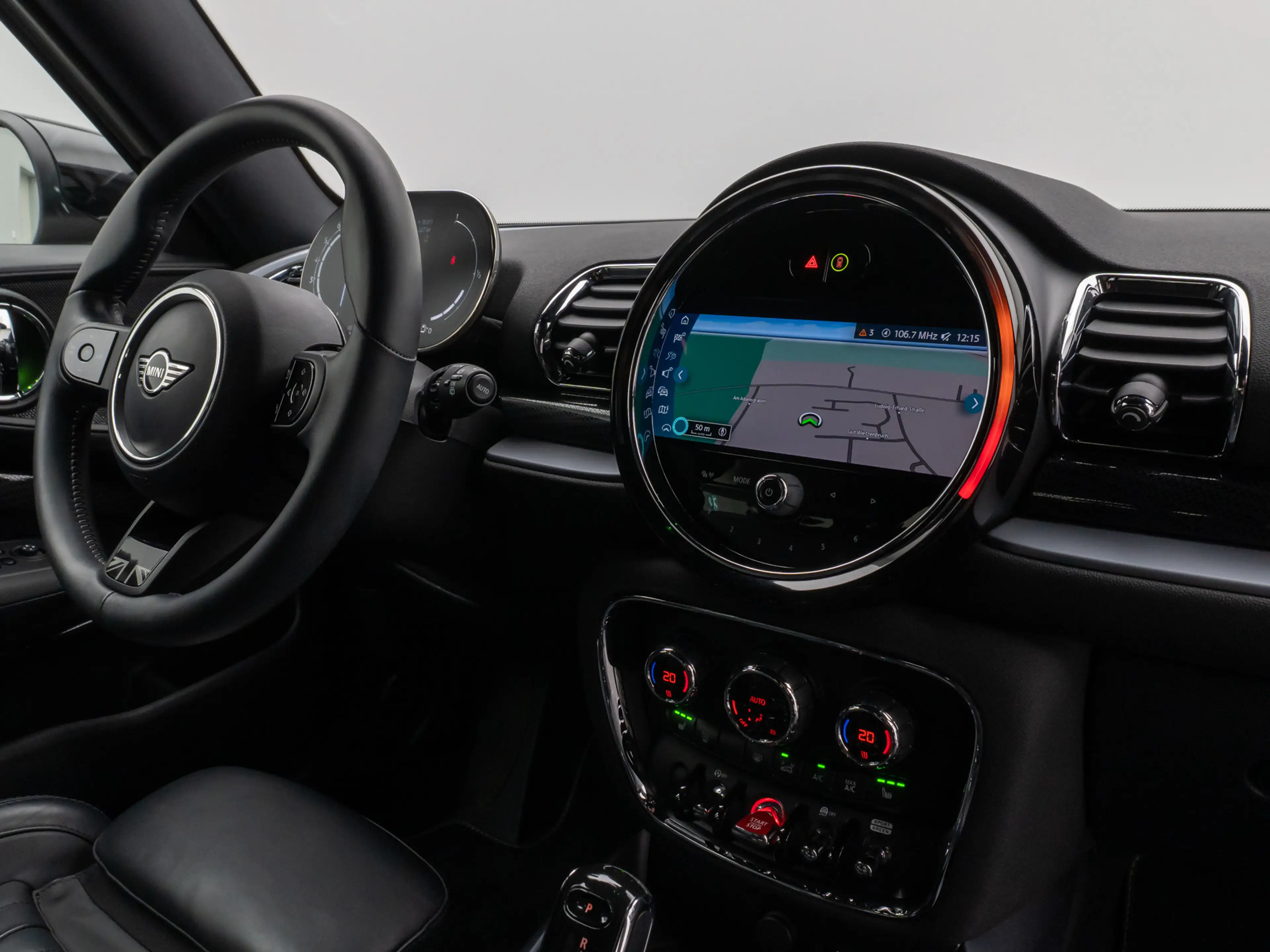 MINI Cooper S Clubman Yours Trim Kamera DAB Komfort — photo 36