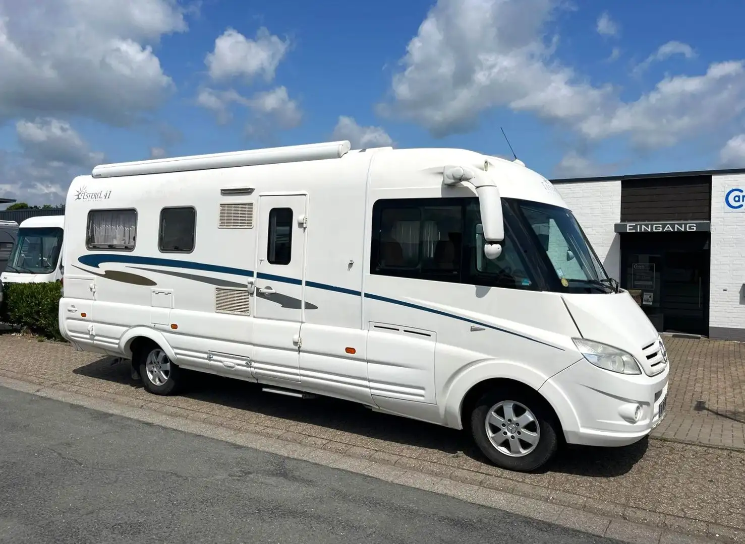 Esterel 41 J - Einzelbetten - auto.SatTV - Solar - Weiß - 2