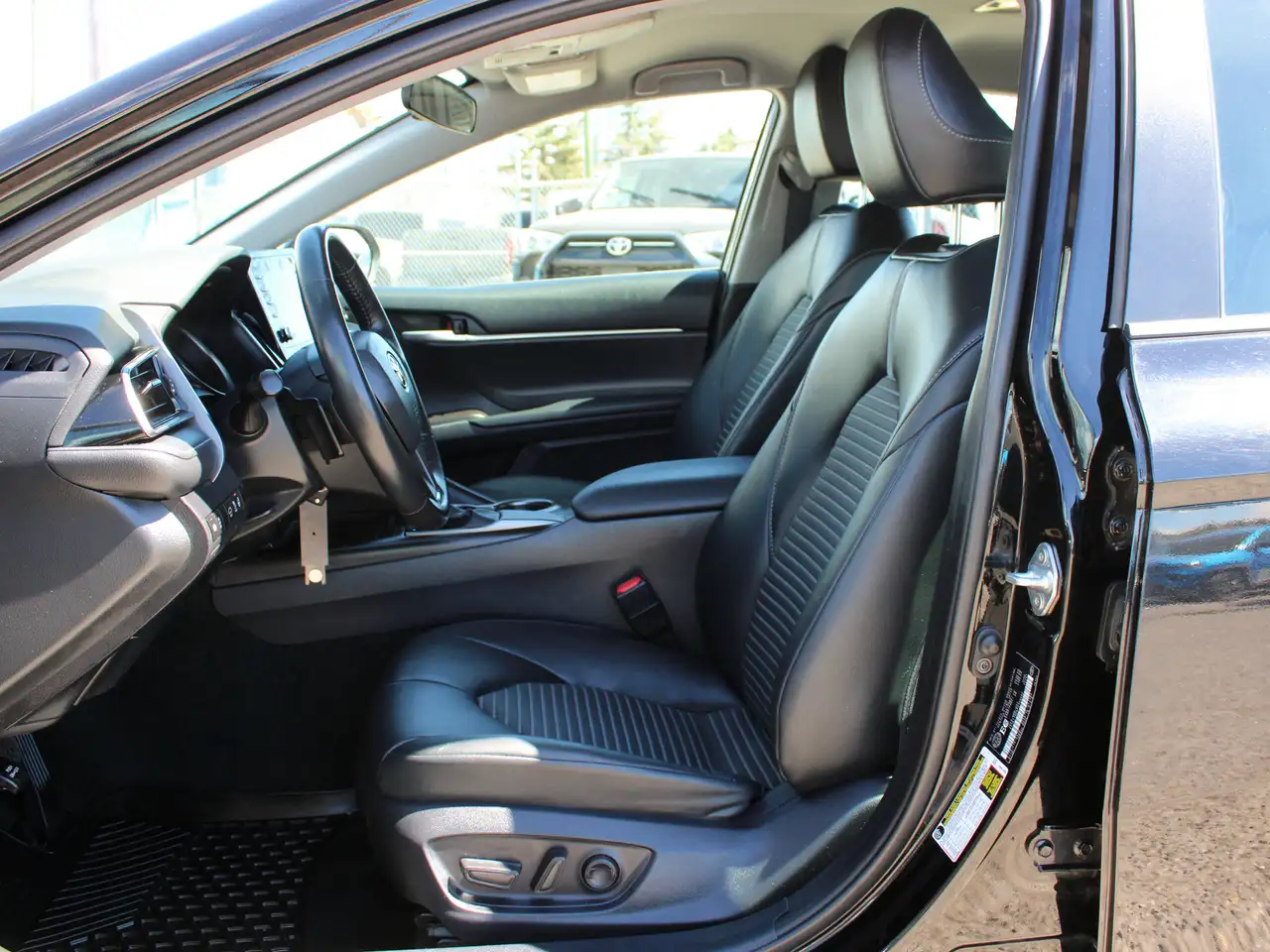Toyota Camry снимка Toyota Camry