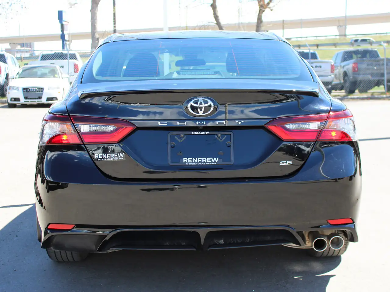 Toyota Camry снимка Toyota Camry