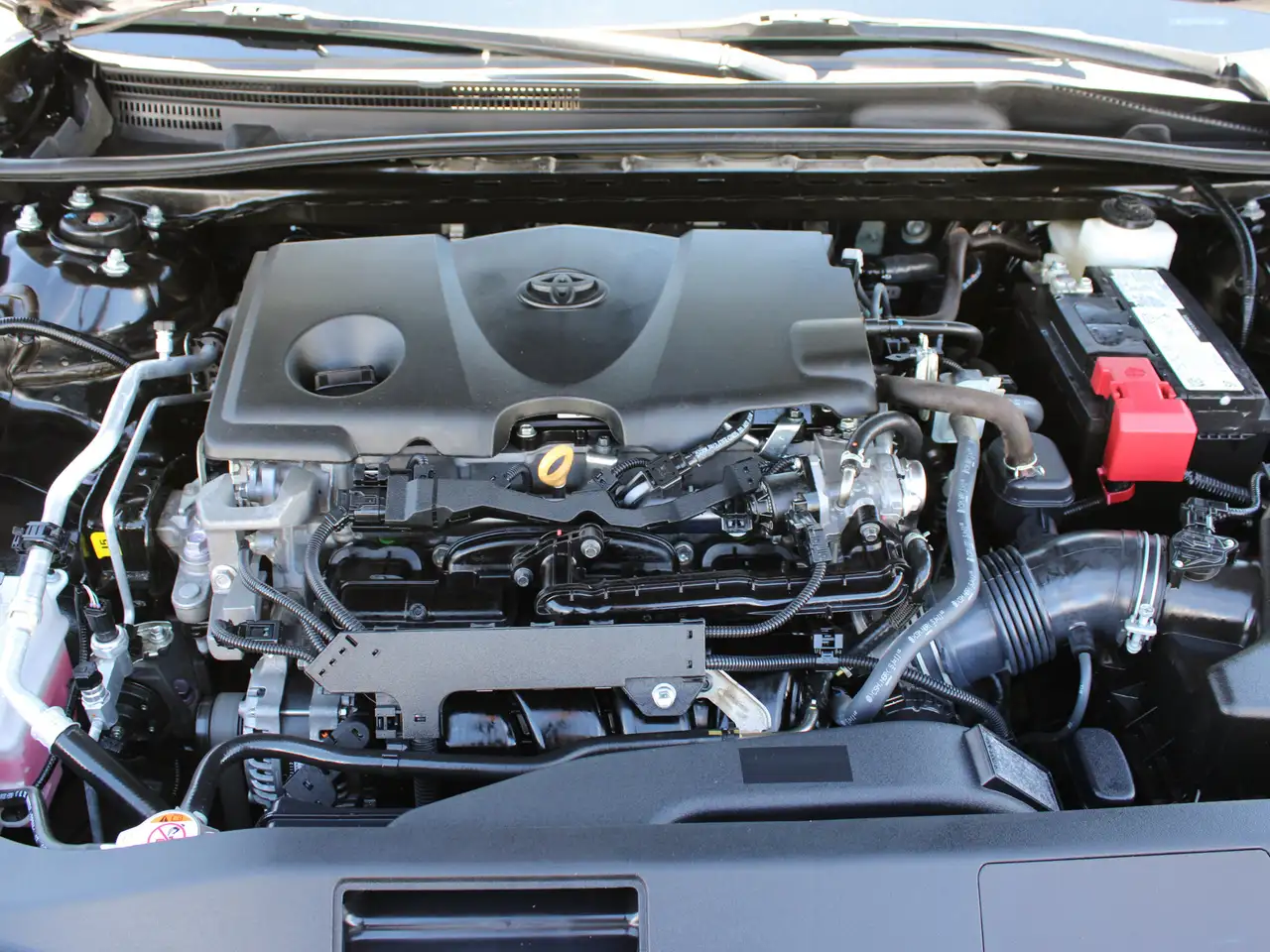Toyota Camry снимка Toyota Camry