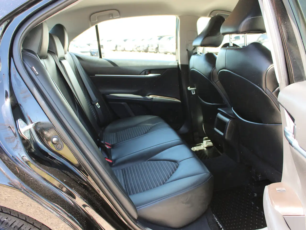 Toyota Camry снимка Toyota Camry