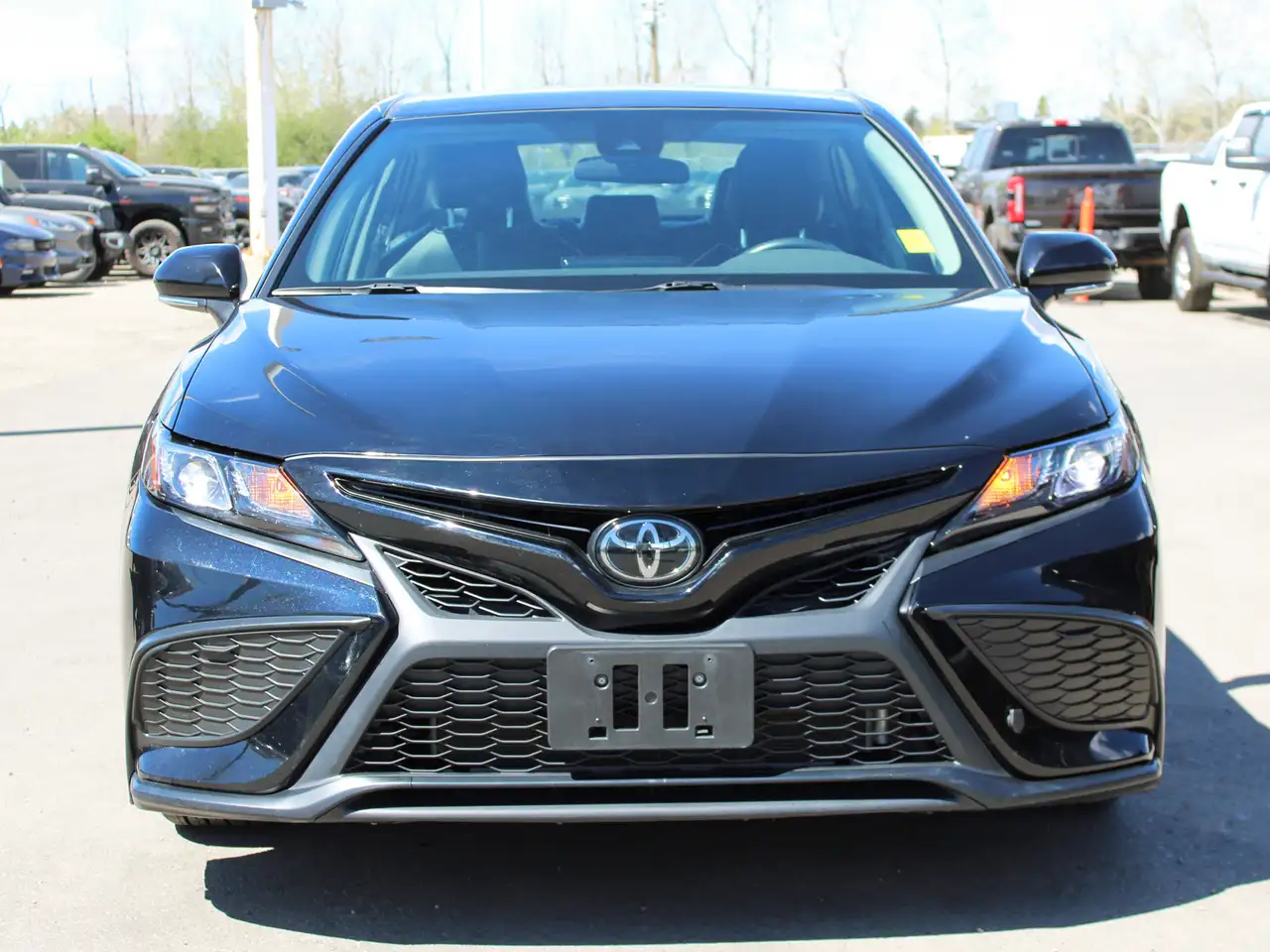 Toyota Camry снимка Toyota Camry