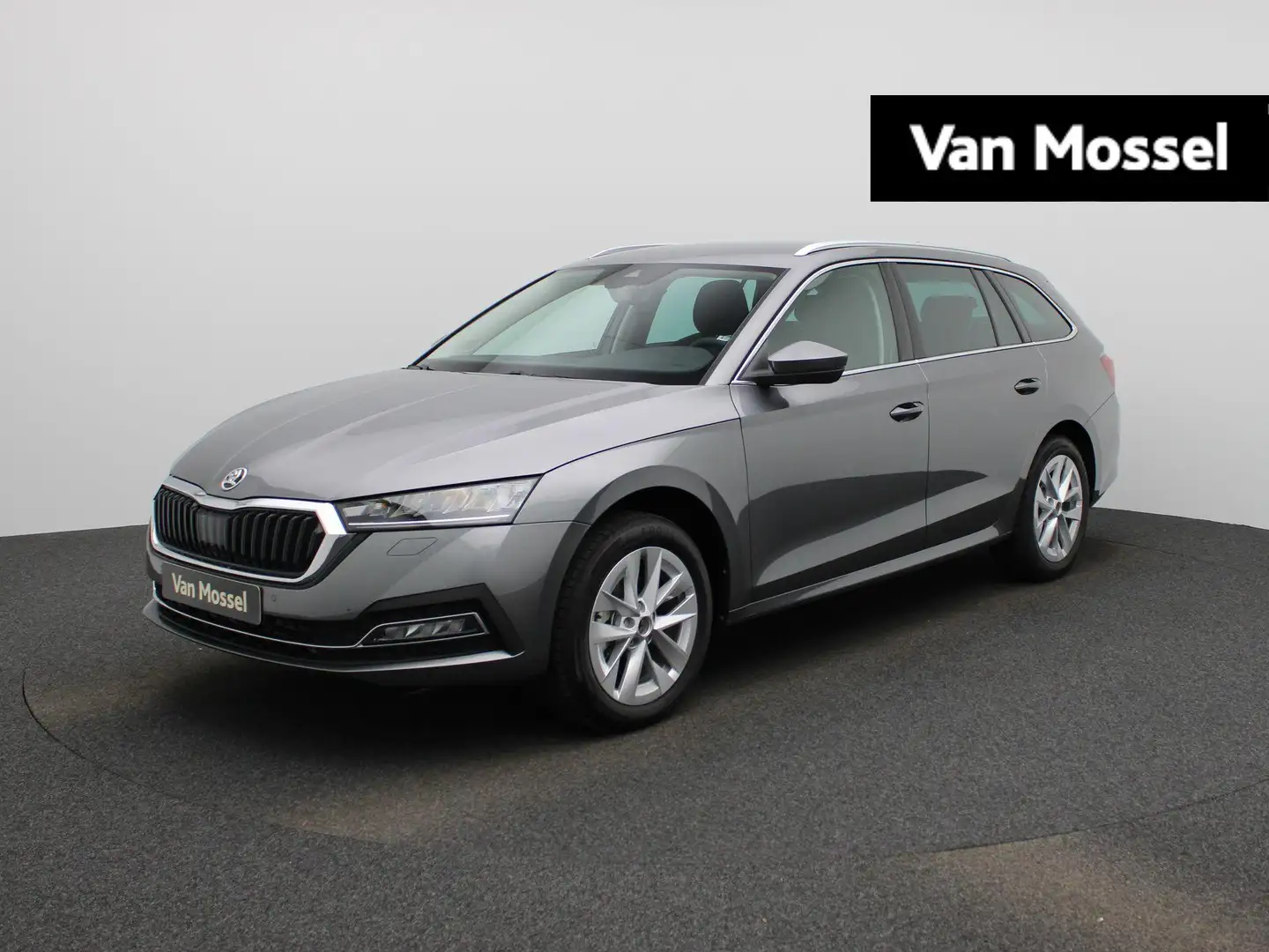 Skoda Octavia Combi 1.0 TSI Business Edition Plus 110 PK | LED K Grigio - 1