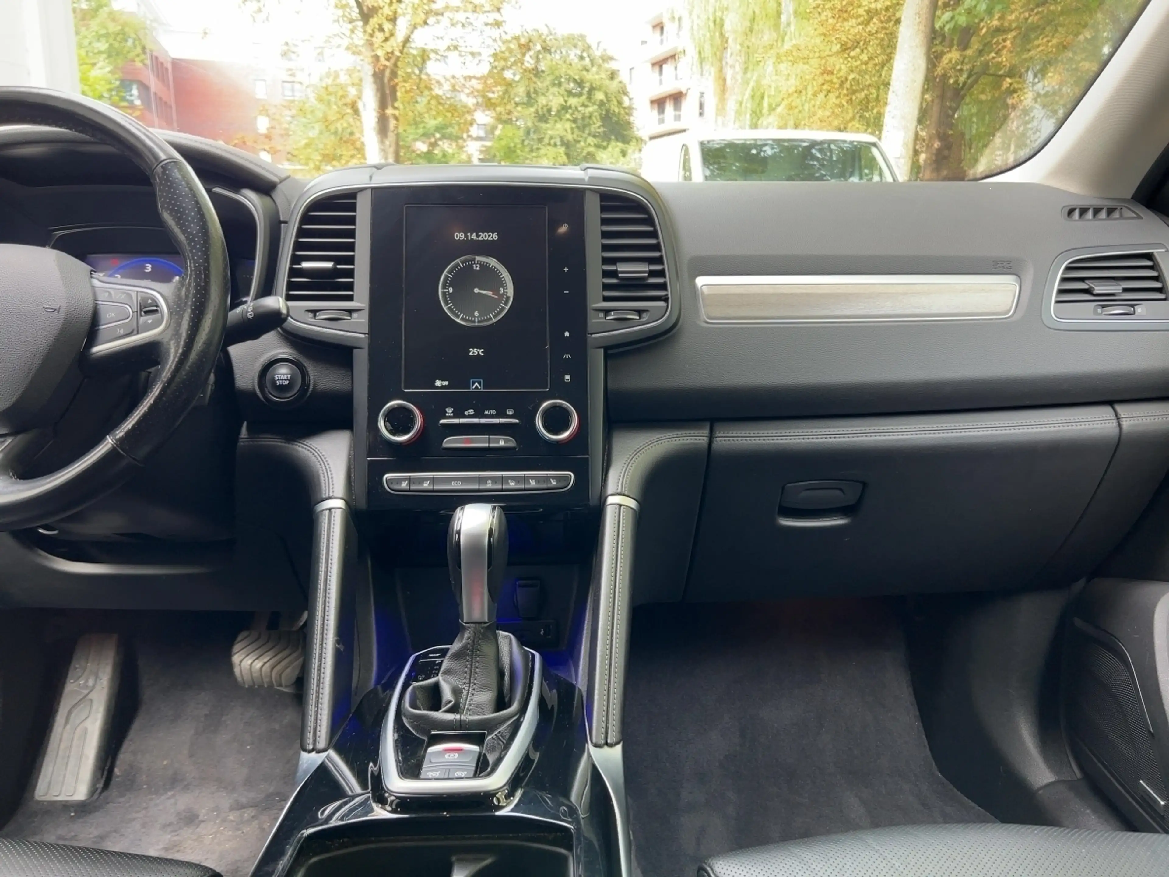 Renault Koleos INITIALE PARIS BLUE dCi 185 4WD X-tronic BT — photo 12