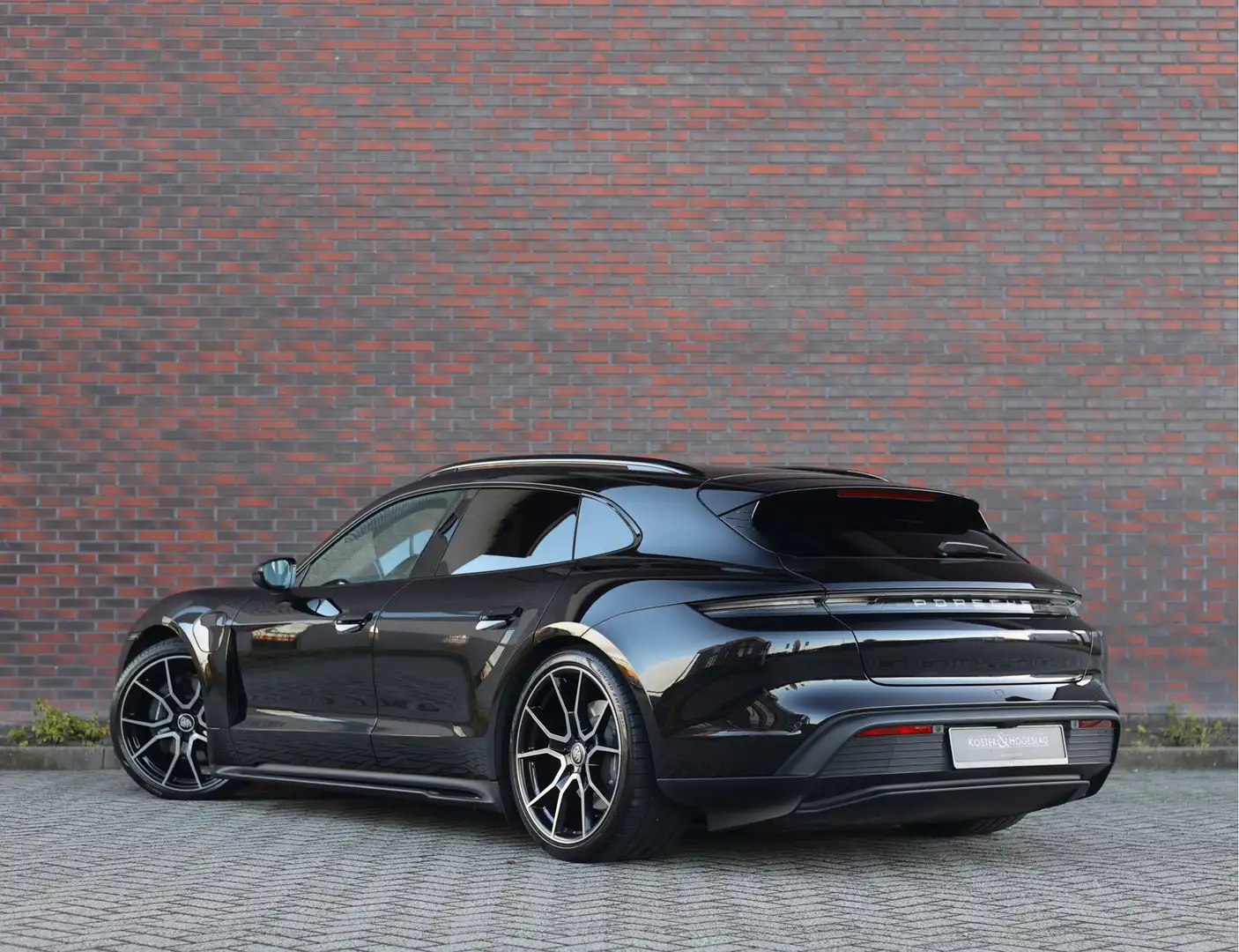 Porsche Taycan Sport Turismo | Performance accu - Sport Chrono - Schwarz - 2