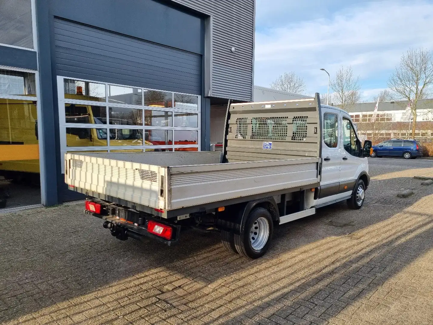 Ford Transit 2.0 TDCI 170 PK Open laadbak DC 6 Zits Euro 6 Wit - 2