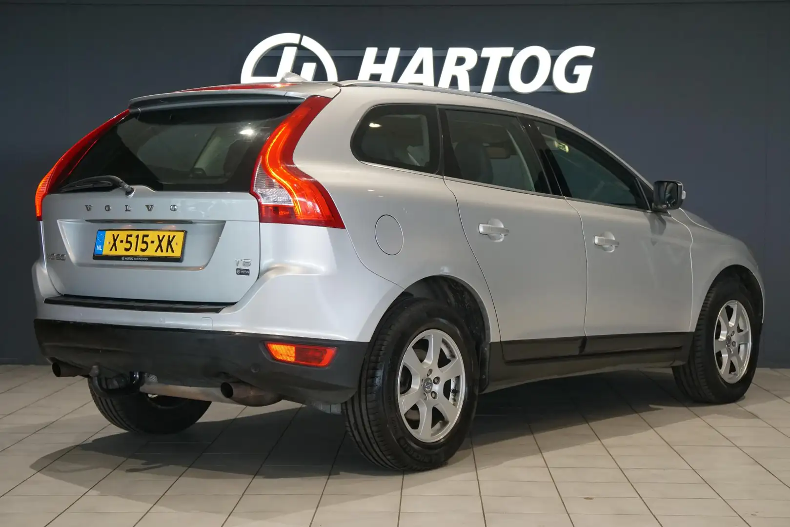 Volvo XC60 2.0 T5 Summum + TREKHAAK / LEDER / CRUISE CONTROL Gri - 2